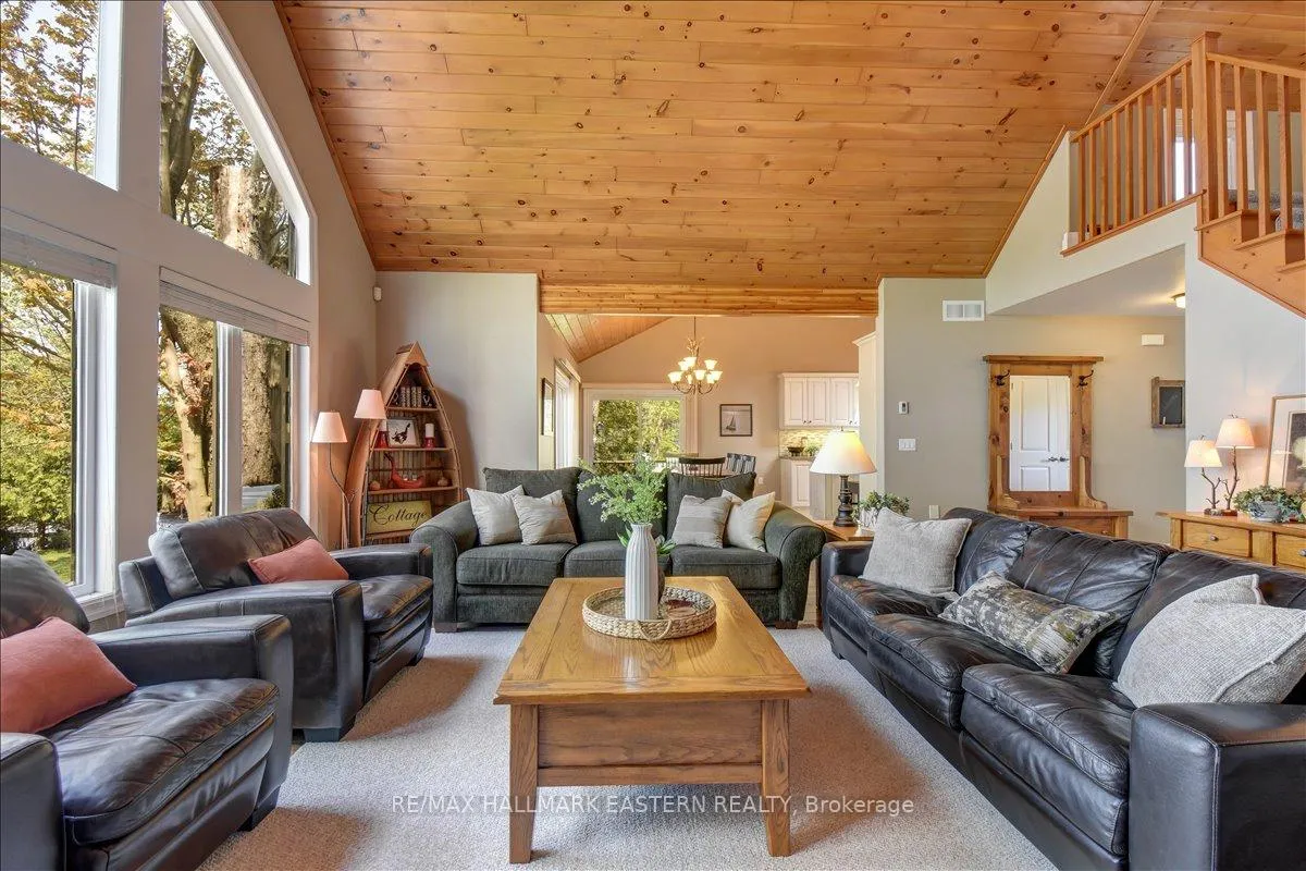 Photo 12 of 43 Lakeshore Boulevard, Selwyn — HOMEH