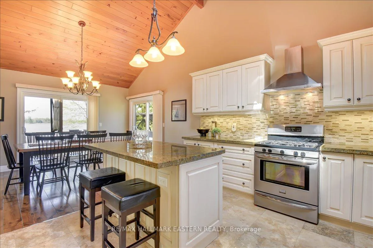 Photo 18 of 43 Lakeshore Boulevard, Selwyn — HOMEH