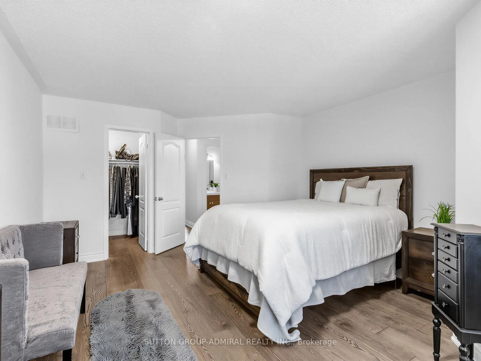 Photo 20 of 38 Elderbrook Crescent, Vaughan, Patterson — HOMEH