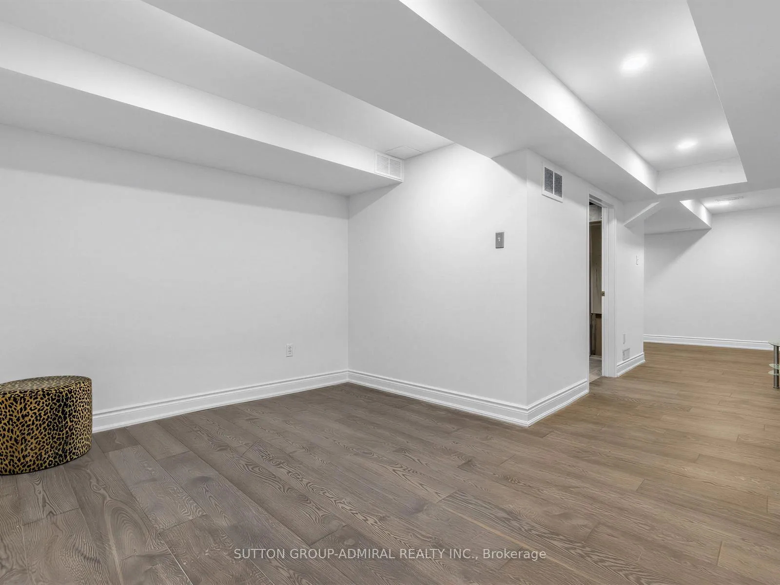 Photo 27 of 38 Elderbrook Crescent, Vaughan, Patterson — HOMEH