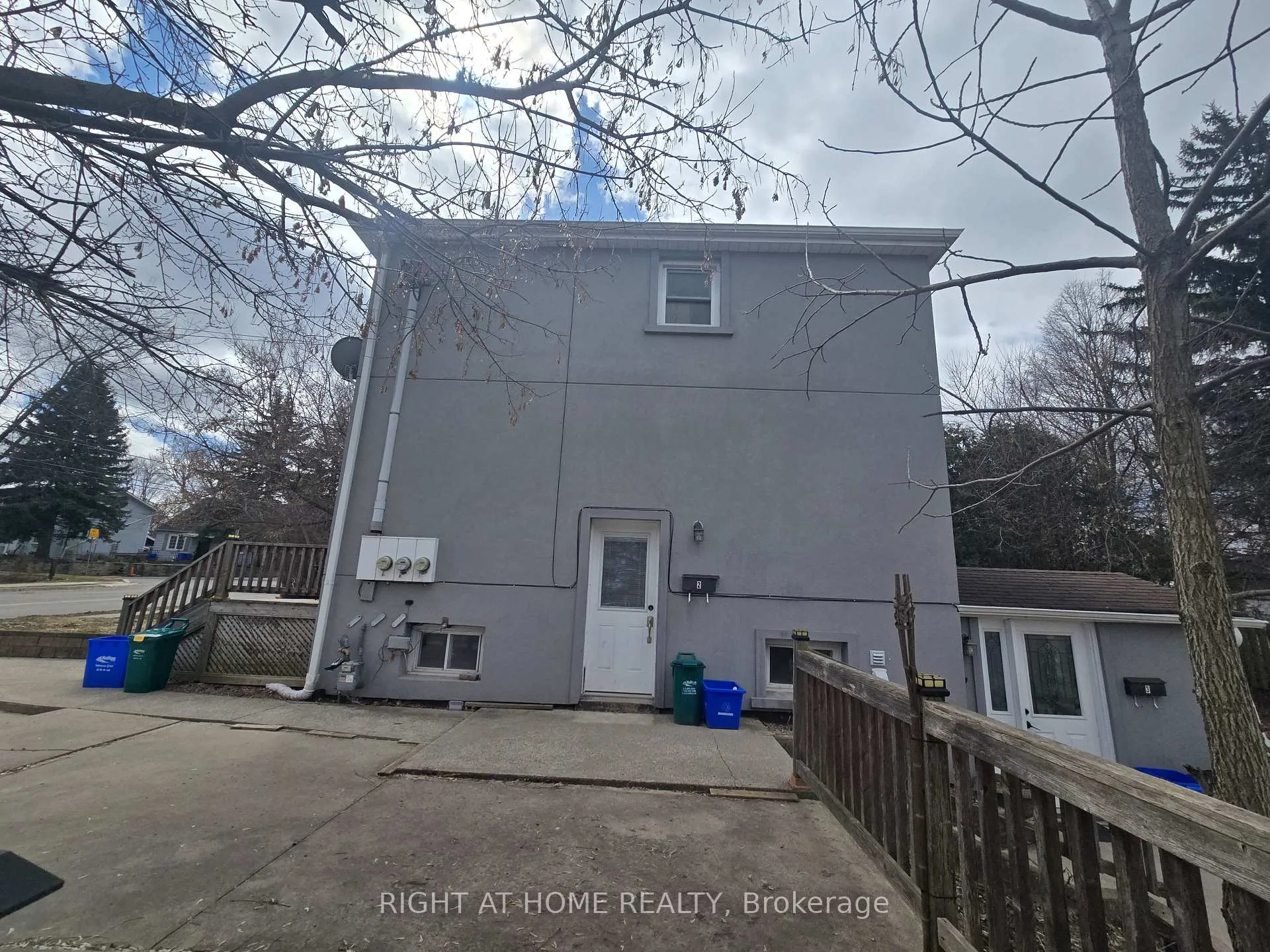 Photo 1 of Unit 3, 18 Ewing Street, Halton Hills, Georgetown — HOMEH
