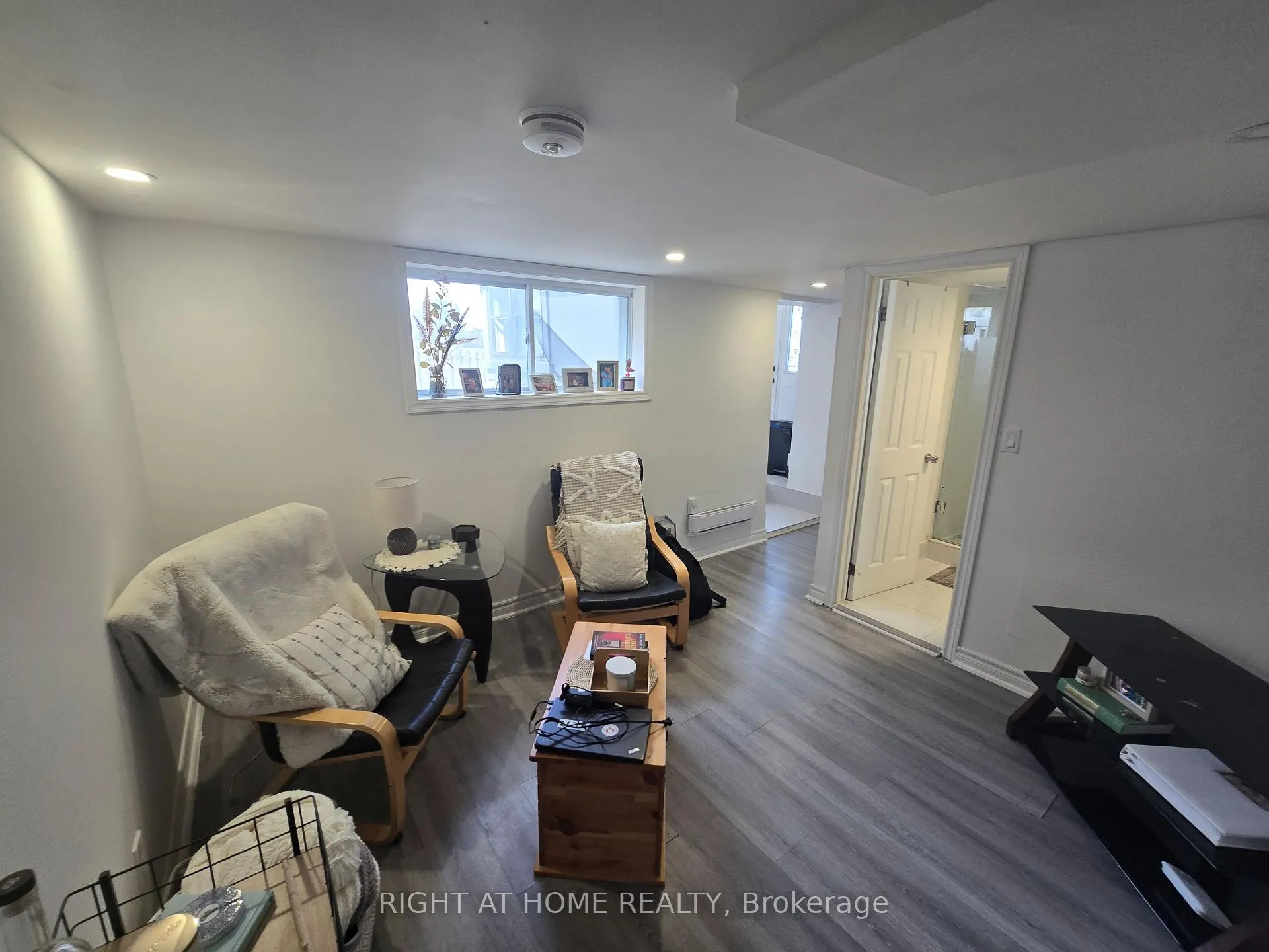 Photo 9 of Unit 3, 18 Ewing Street, Halton Hills, Georgetown — HOMEH