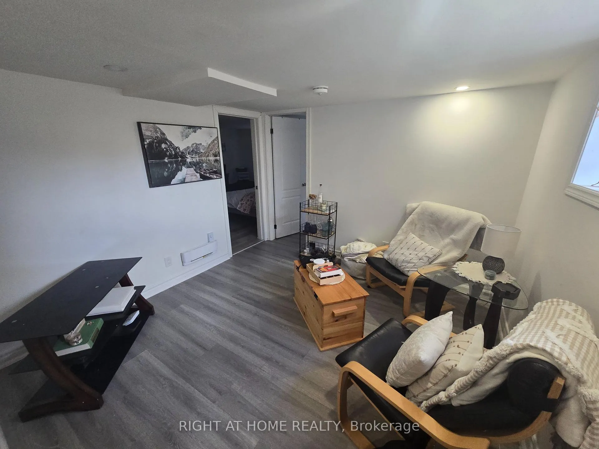 Photo 10 of Unit 3, 18 Ewing Street, Halton Hills, Georgetown — HOMEH