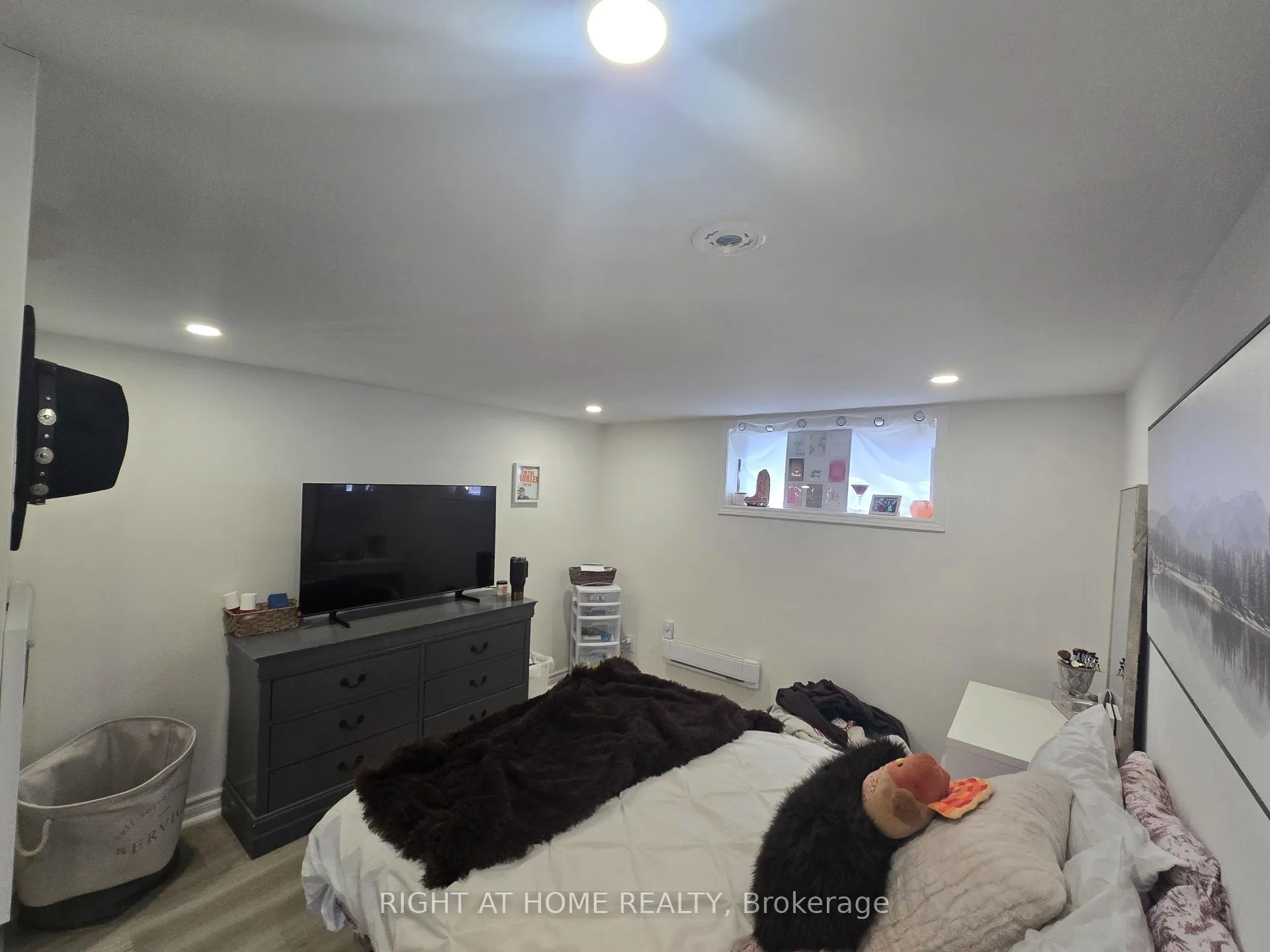 Photo 15 of Unit 3, 18 Ewing Street, Halton Hills, Georgetown — HOMEH