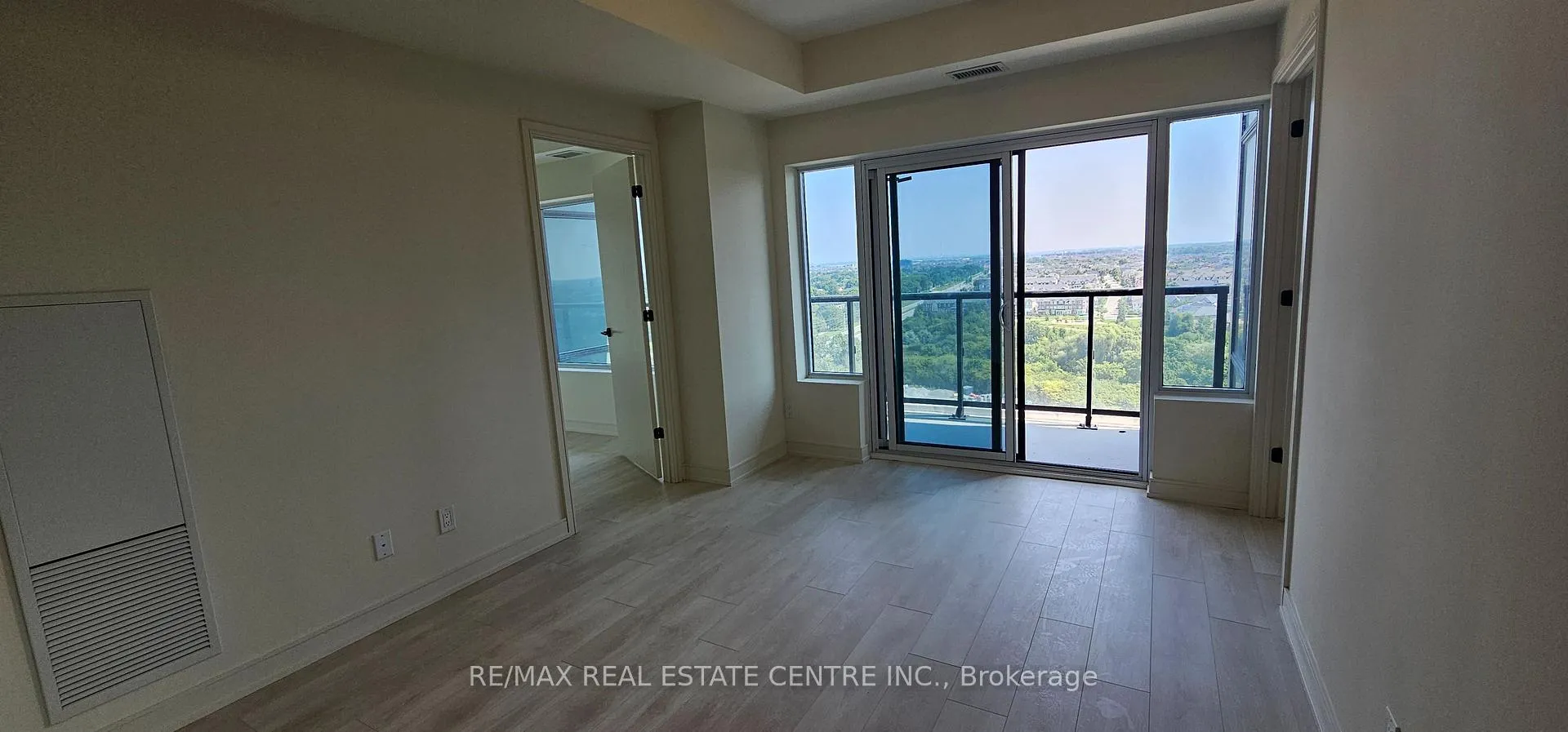 Photo 9 of Unit 1301, 8010 Derry Road, Milton, Coates — HOMEH
