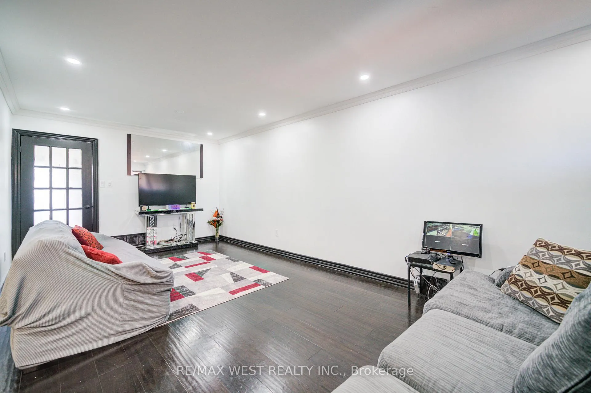Photo 3 of 1648 Pepperwood Gate, Pickering, Brock Ridge — HOMEH