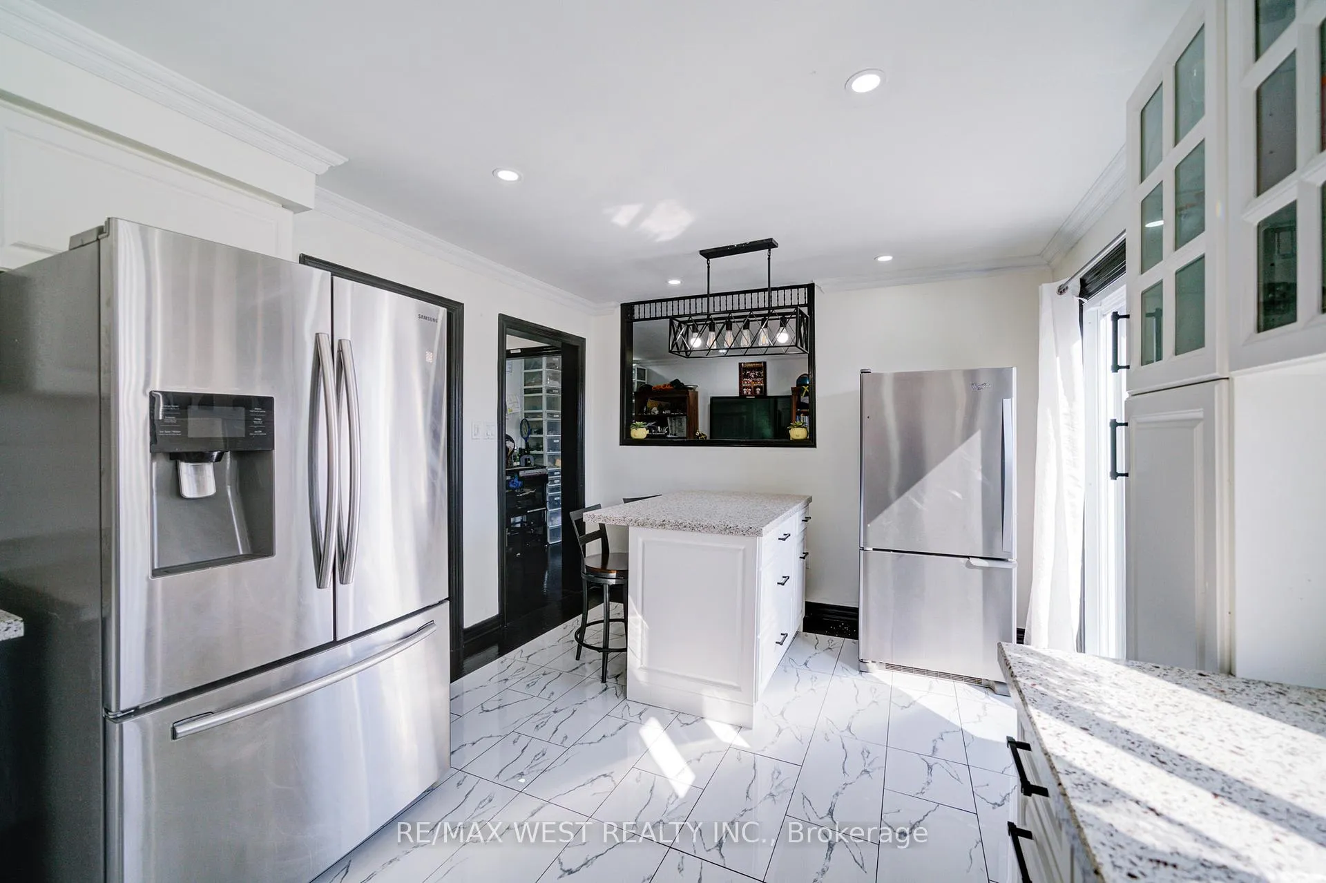 Photo 11 of 1648 Pepperwood Gate, Pickering, Brock Ridge — HOMEH