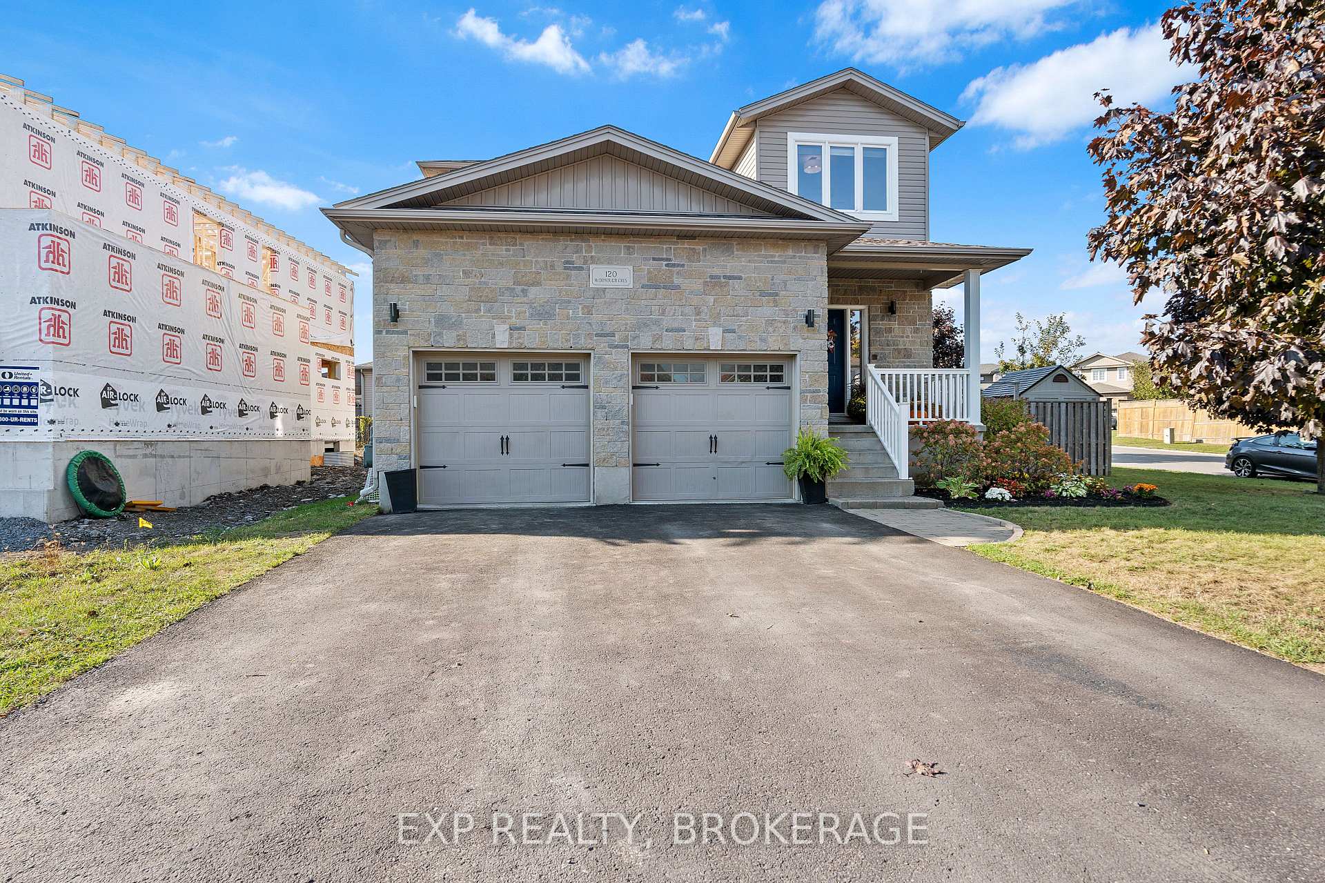 Photo 2 of 120 McDONOUGH Crescent, Loyalist, Amherstview — HOMEH