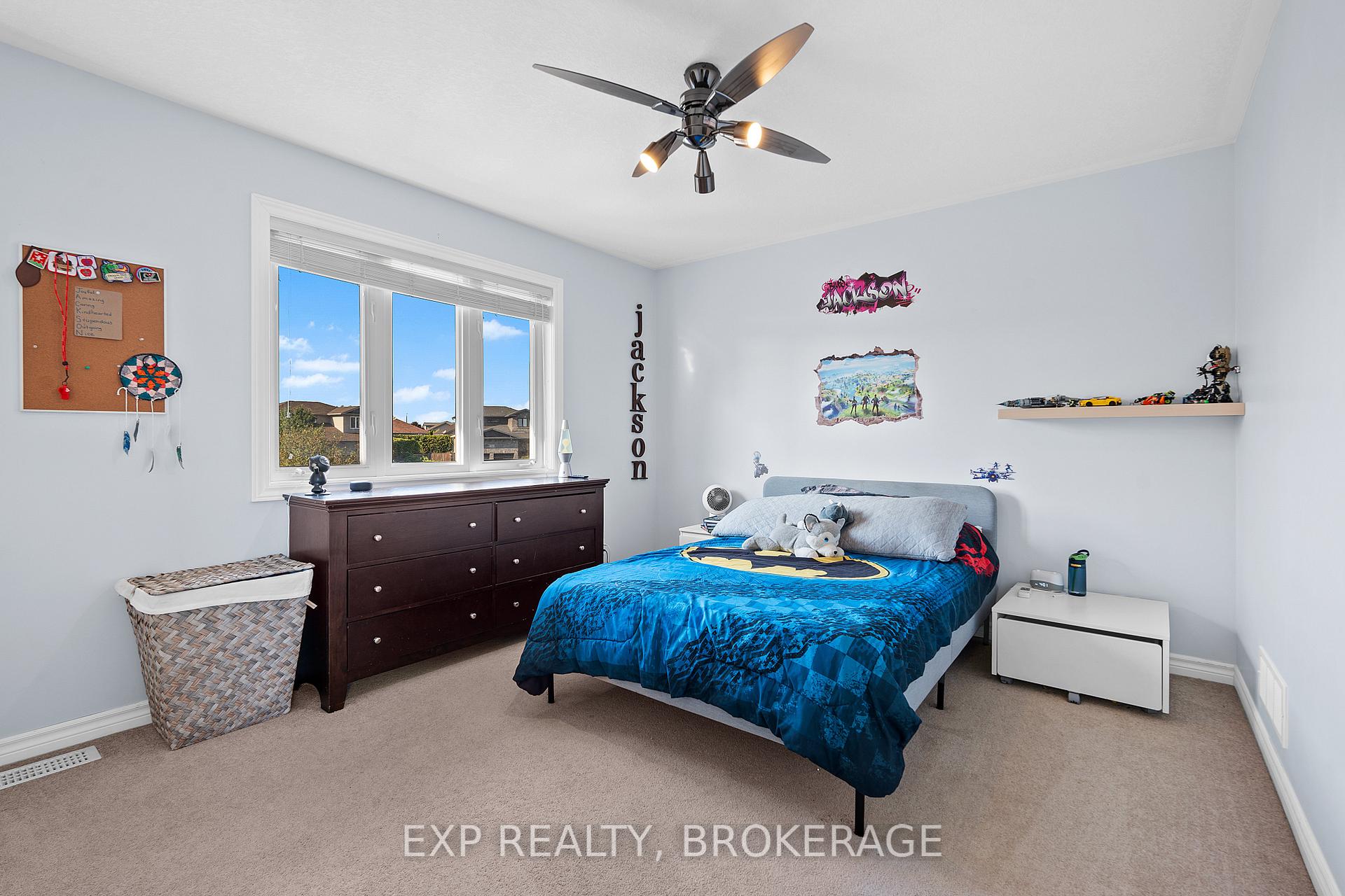 Photo 23 of 120 McDONOUGH Crescent, Loyalist, Amherstview — HOMEH