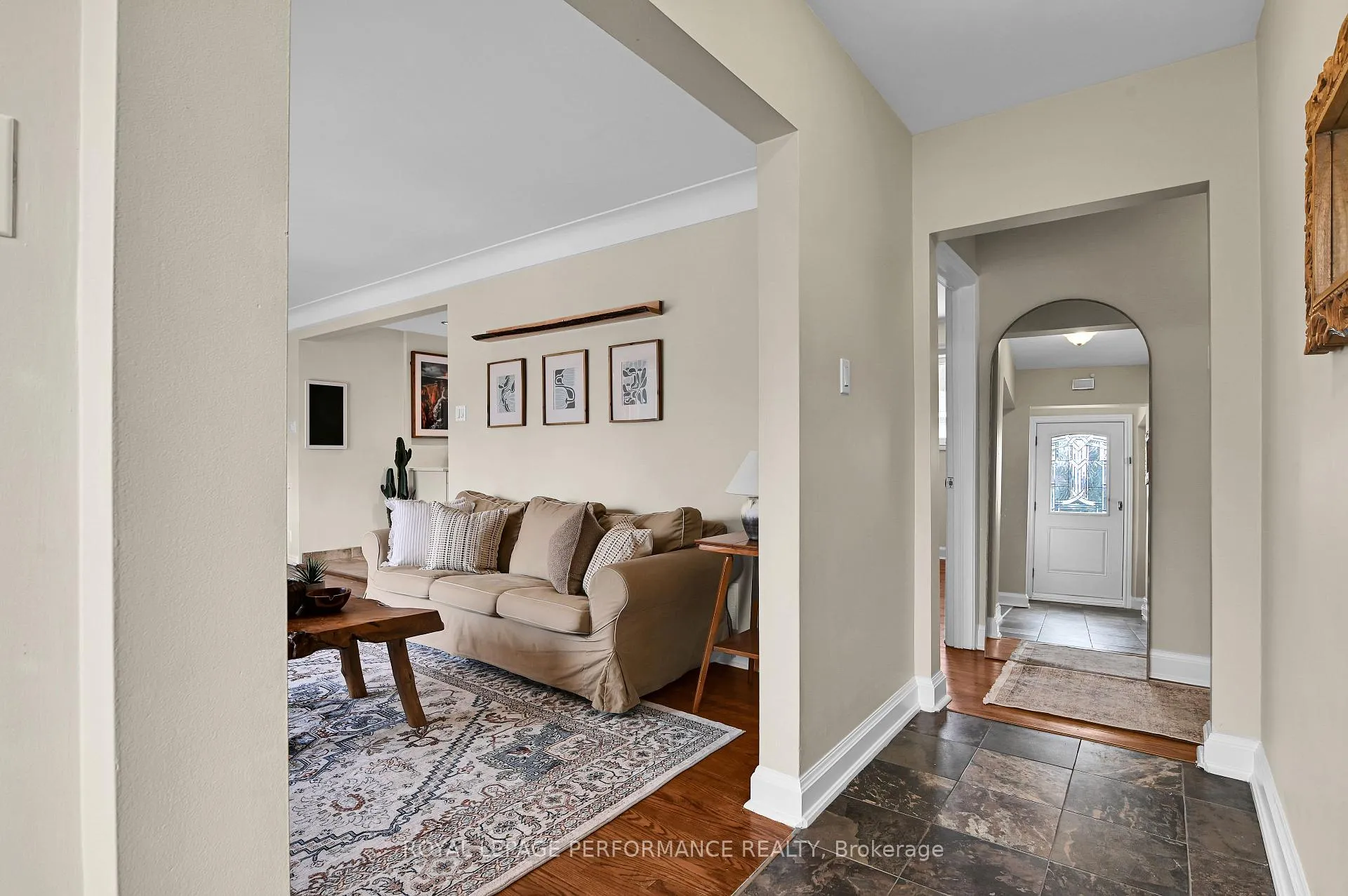 Photo 3 of 57 Palsen Street, Ottawa, Meadowlands/Crestview — HOMEH