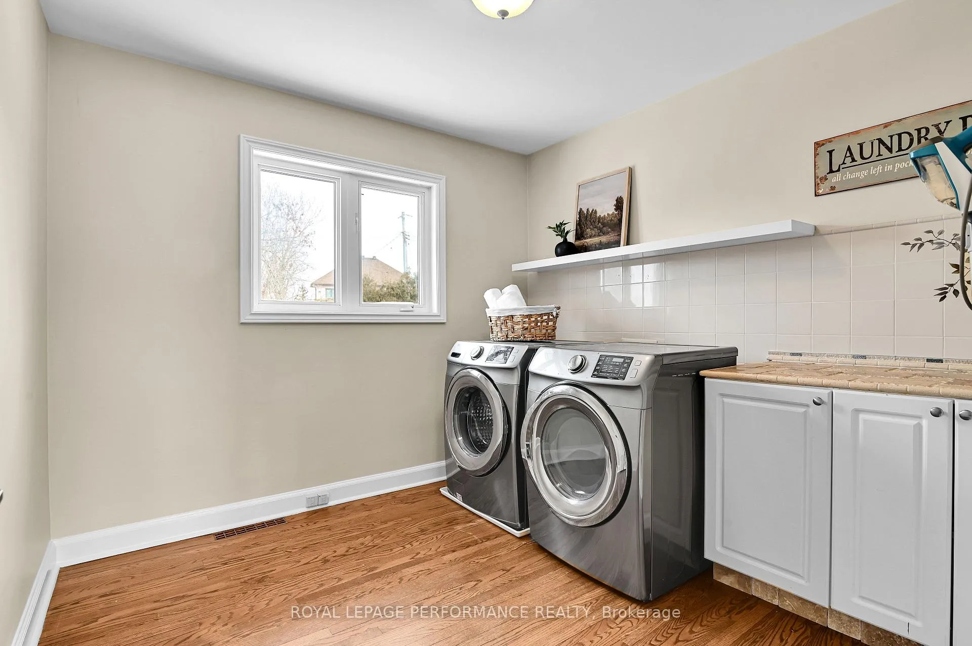 Photo 18 of 57 Palsen Street, Ottawa, Meadowlands/Crestview — HOMEH