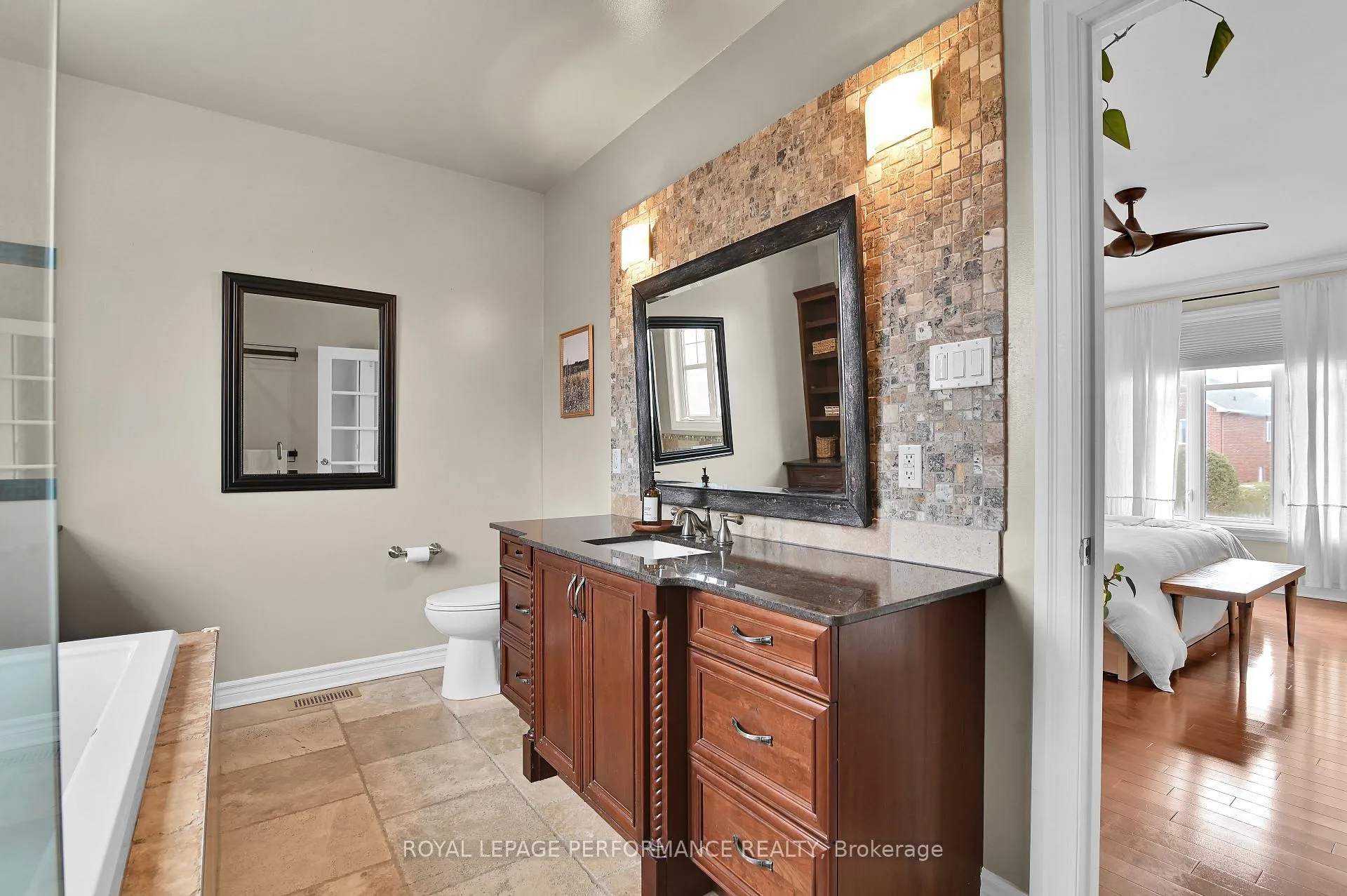 Photo 23 of 57 Palsen Street, Ottawa, Meadowlands/Crestview — HOMEH