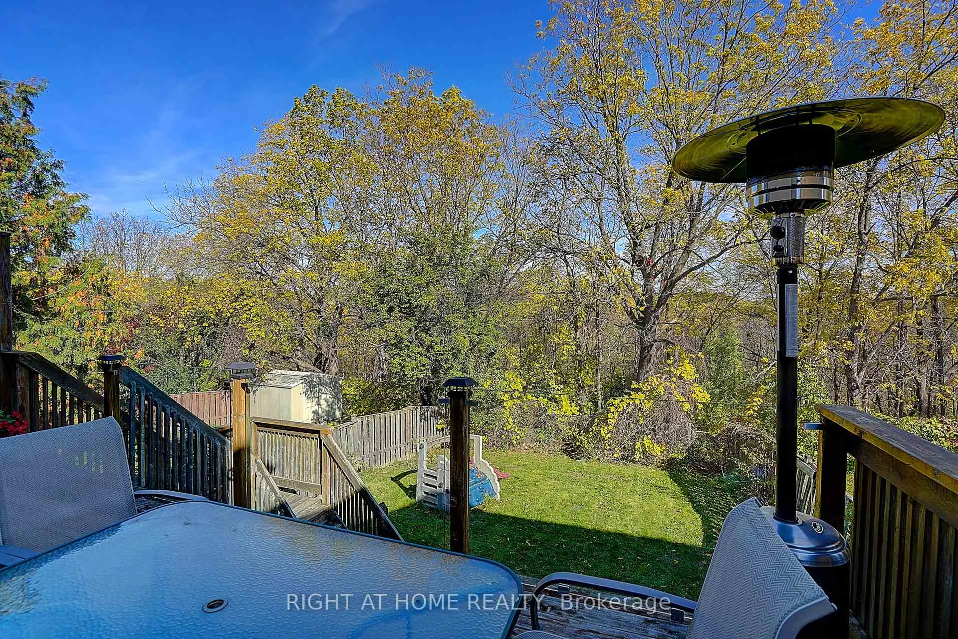 Photo 44 of 32 Macauley Drive, Markham, Aileen-Willowbrook — HOMEH