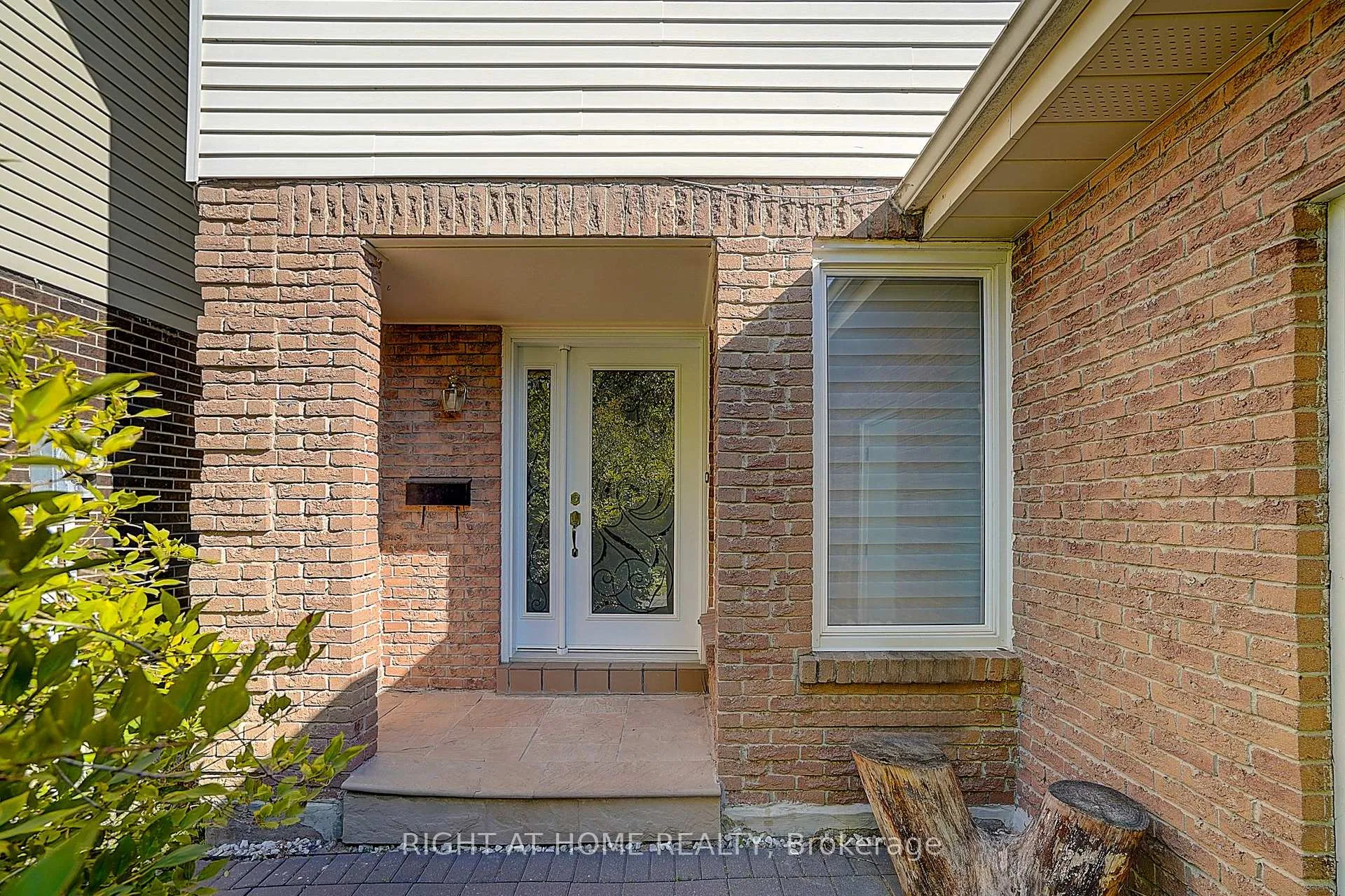 Photo 45 of 32 Macauley Drive, Markham, Aileen-Willowbrook — HOMEH