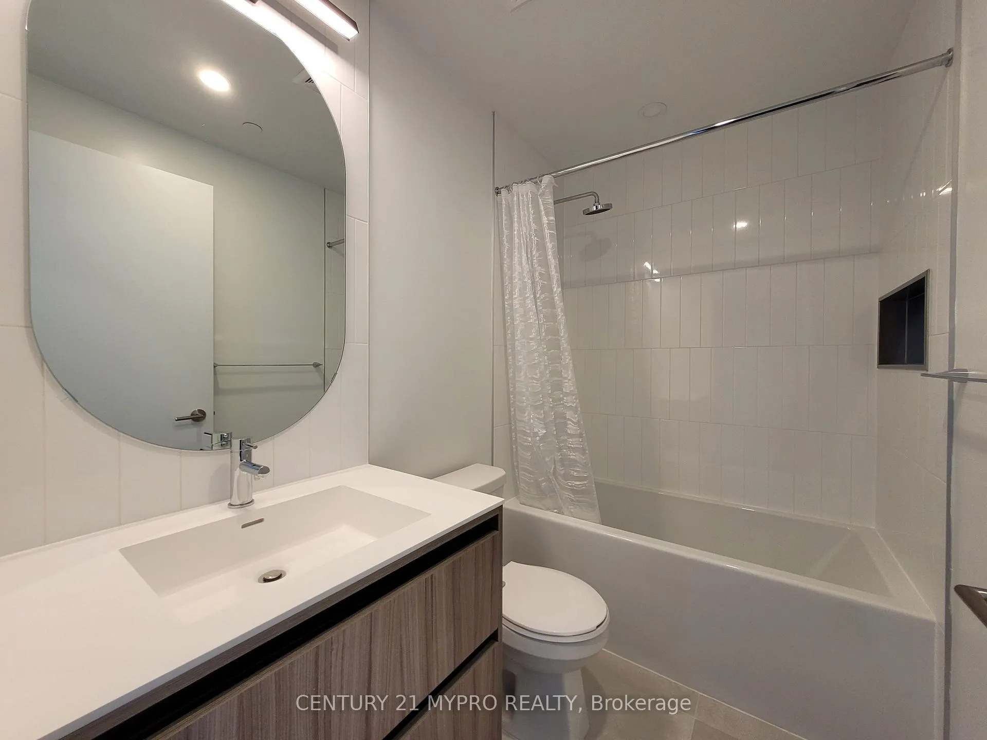 Photo 14 of Unit 1012, 7950 Bathurst Street, Vaughan, Beverley Glen — HOMEH