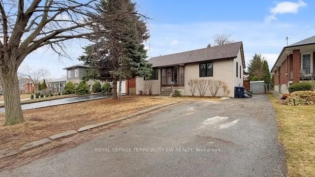 Photo 1 of Unit Main, 19 Hawthorne Road, Etobicoke, Kingsview Village-The Westway — HOMEH