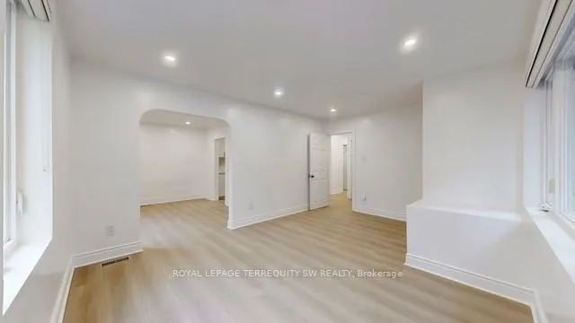 Photo 6 of Unit Main, 19 Hawthorne Road, Etobicoke, Kingsview Village-The Westway — HOMEH