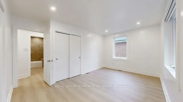 Photo 29 of Unit Main, 19 Hawthorne Road, Etobicoke, Kingsview Village-The Westway — HOMEH
