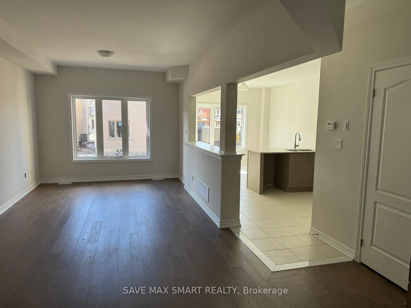 Photo 3 of 5 Huntsworth Avenue, Thorold, Thorold Downtown — HOMEH