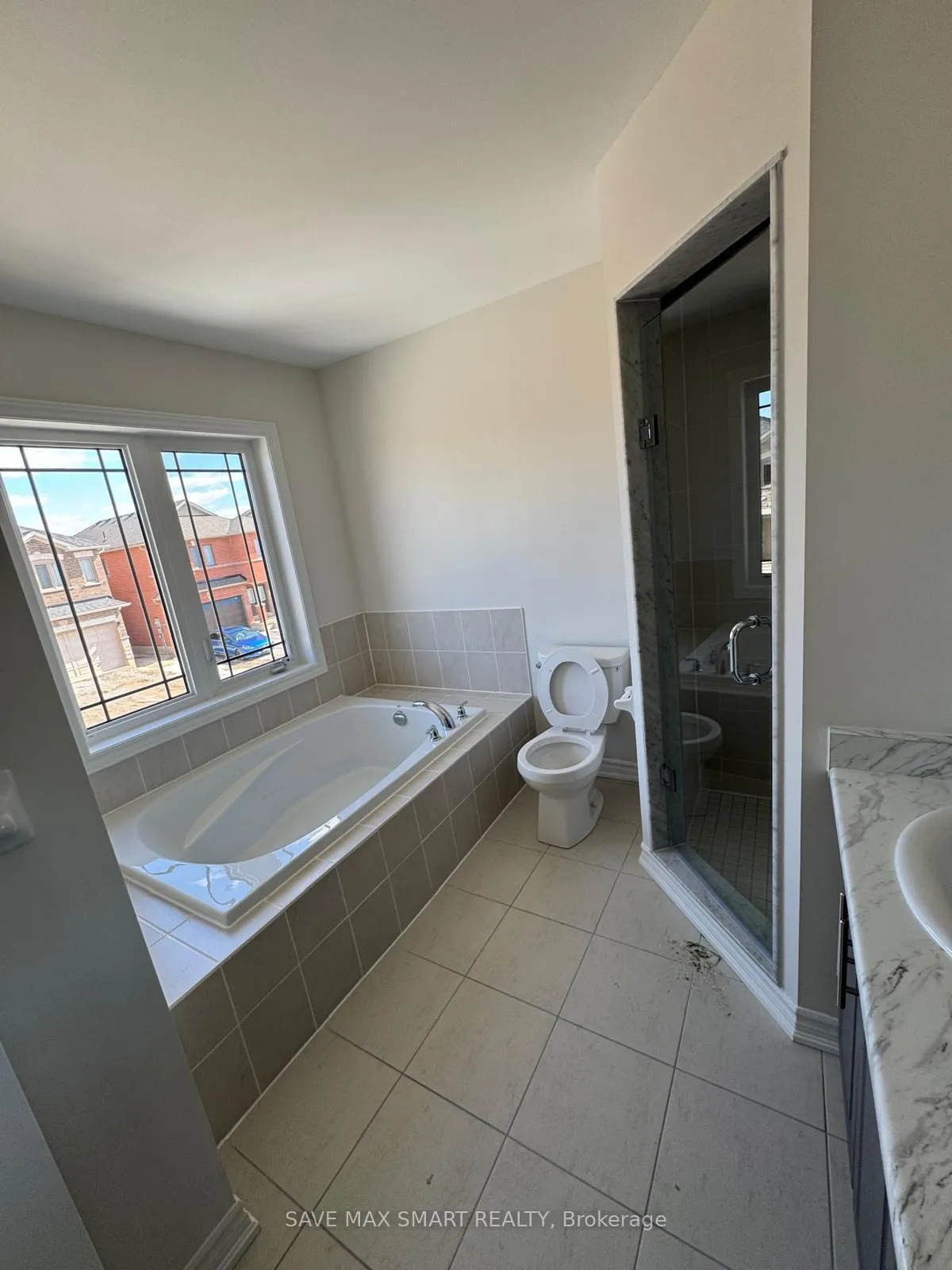 Photo 16 of 5 Huntsworth Avenue, Thorold, Thorold Downtown — HOMEH