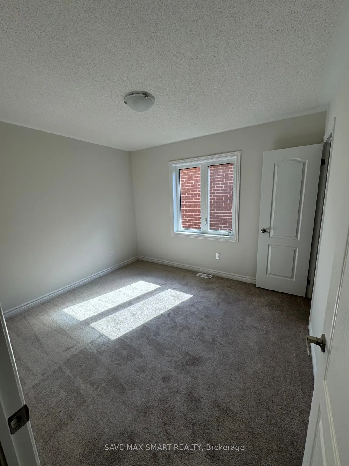 Photo 21 of 5 Huntsworth Avenue, Thorold, Thorold Downtown — HOMEH