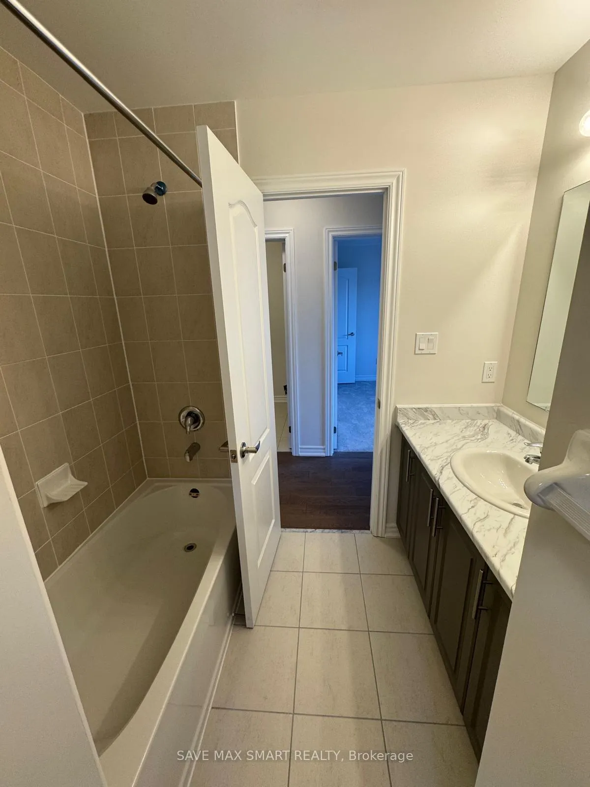 Photo 24 of 5 Huntsworth Avenue, Thorold, Thorold Downtown — HOMEH