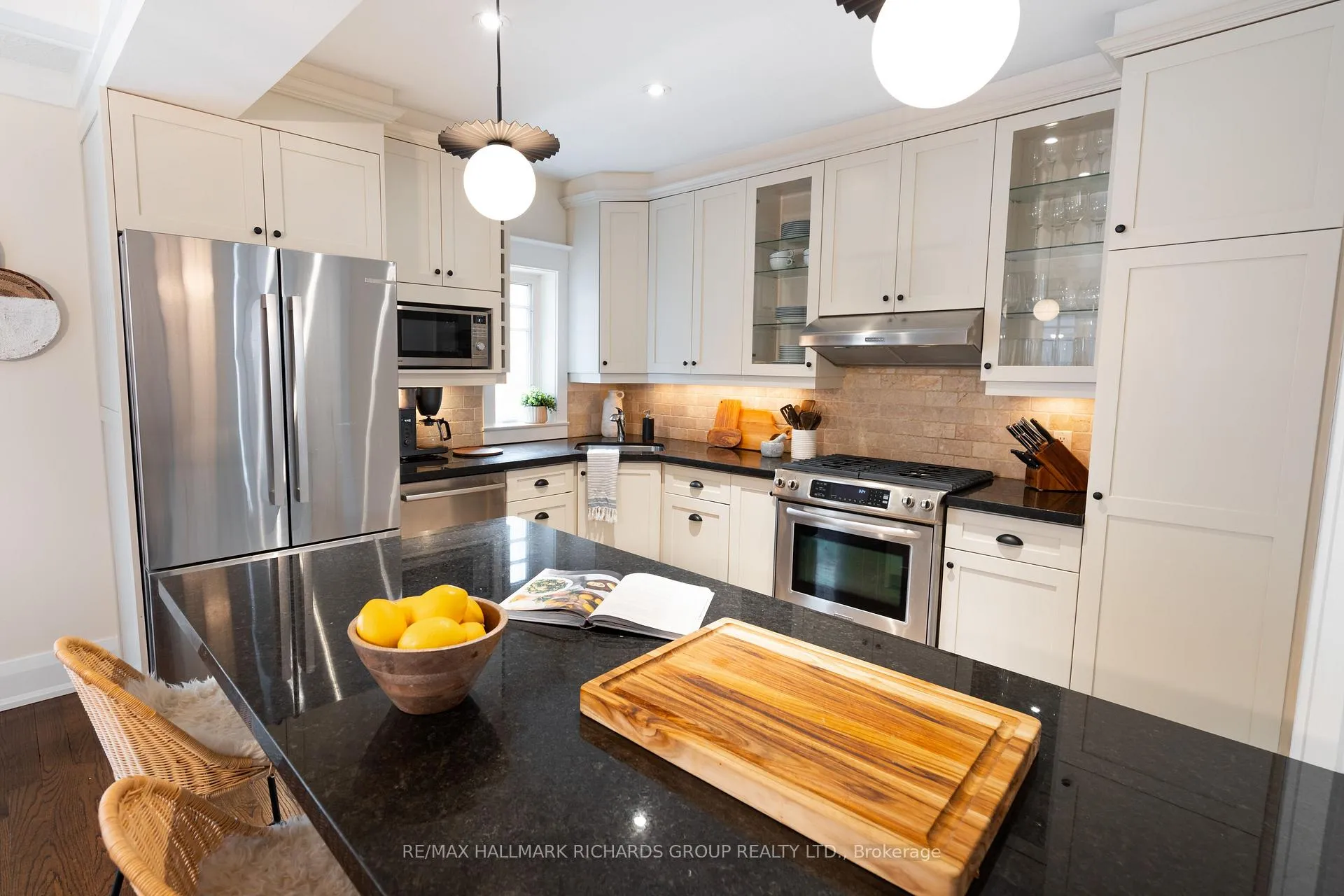 Photo 9 of 152 Hammersmith Avenue, Toronto, The Beaches — HOMEH