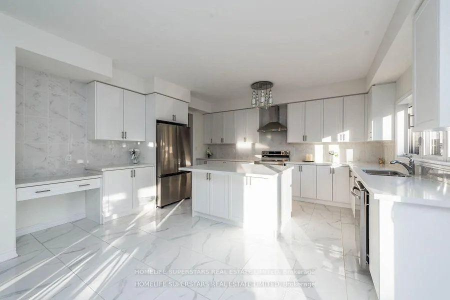Photo 5 of 1121 Cole Street, Innisfil, Alcona — HOMEH