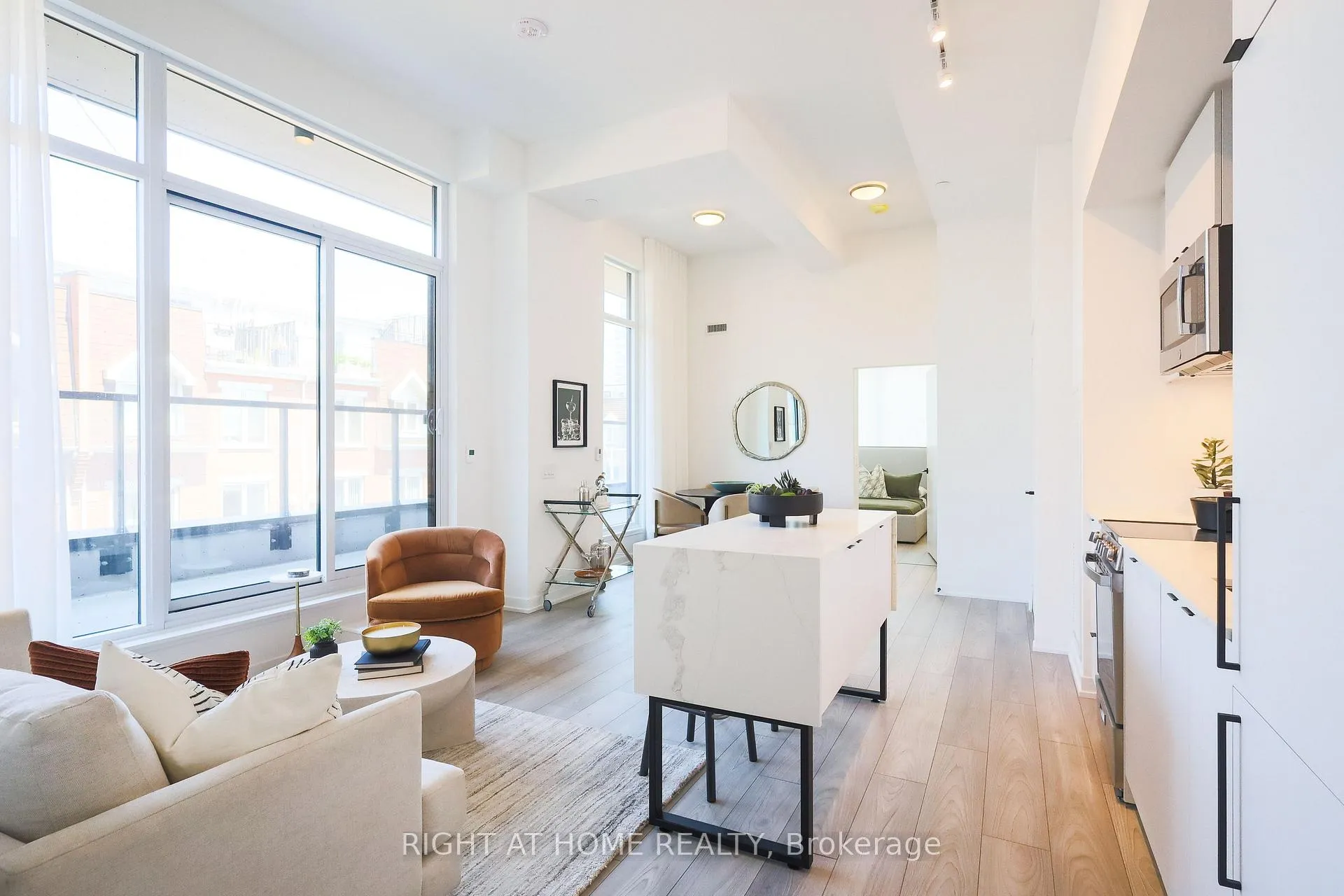 Photo 8 of Unit 204, 285 Dufferin Street, Toronto, South Parkdale — HOMEH