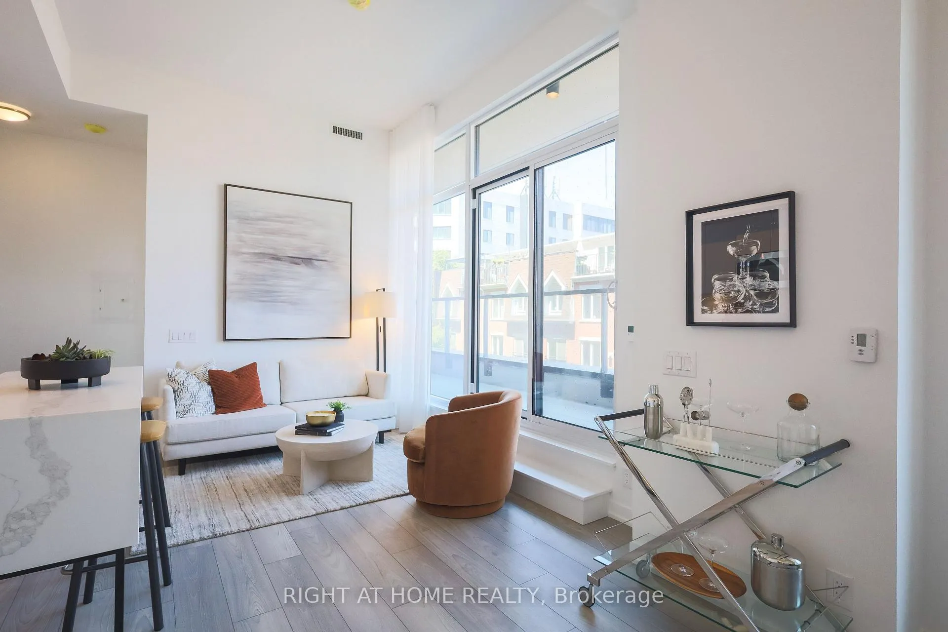 Photo 11 of Unit 204, 285 Dufferin Street, Toronto, South Parkdale — HOMEH