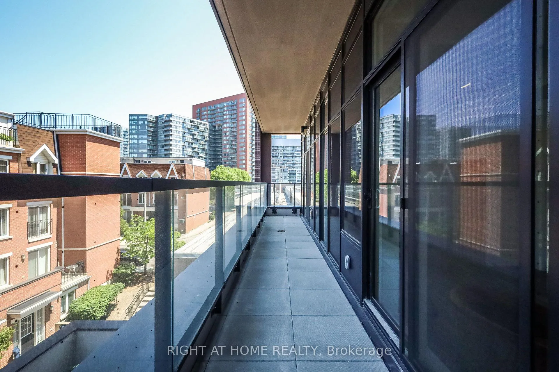 Photo 23 of Unit 204, 285 Dufferin Street, Toronto, South Parkdale — HOMEH