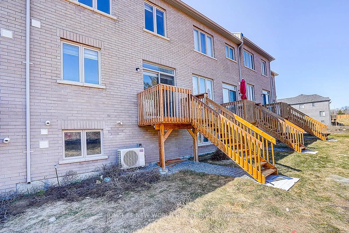 Photo 27 of 2865 Albatross Way, Pickering, Rural Pickering — HOMEH
