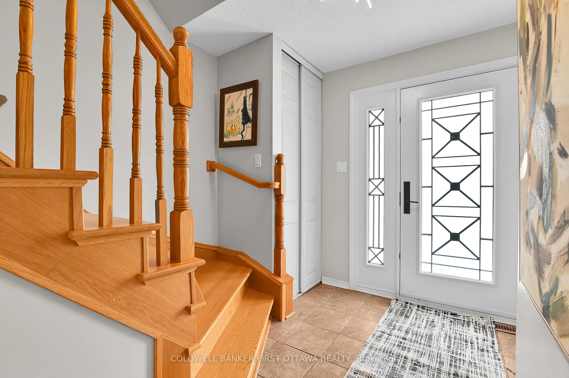 Photo 3 of 77 Topley Crescent W, Ottawa, Hunt Club Park — HOMEH