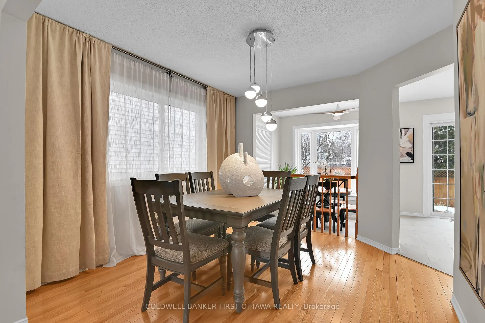 Photo 8 of 77 Topley Crescent W, Ottawa, Hunt Club Park — HOMEH