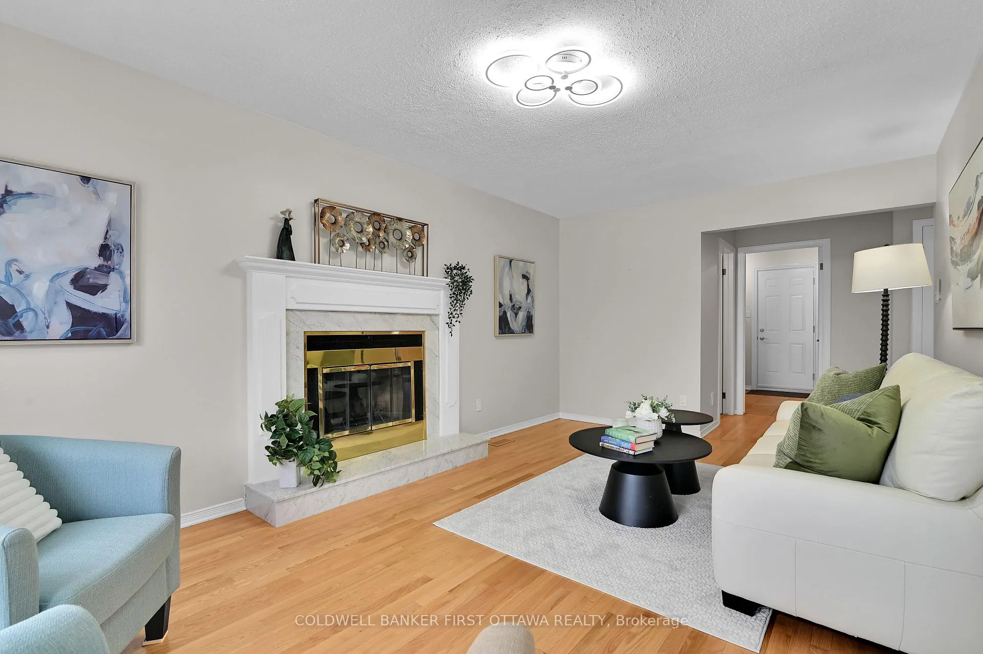 Photo 15 of 77 Topley Crescent W, Ottawa, Hunt Club Park — HOMEH