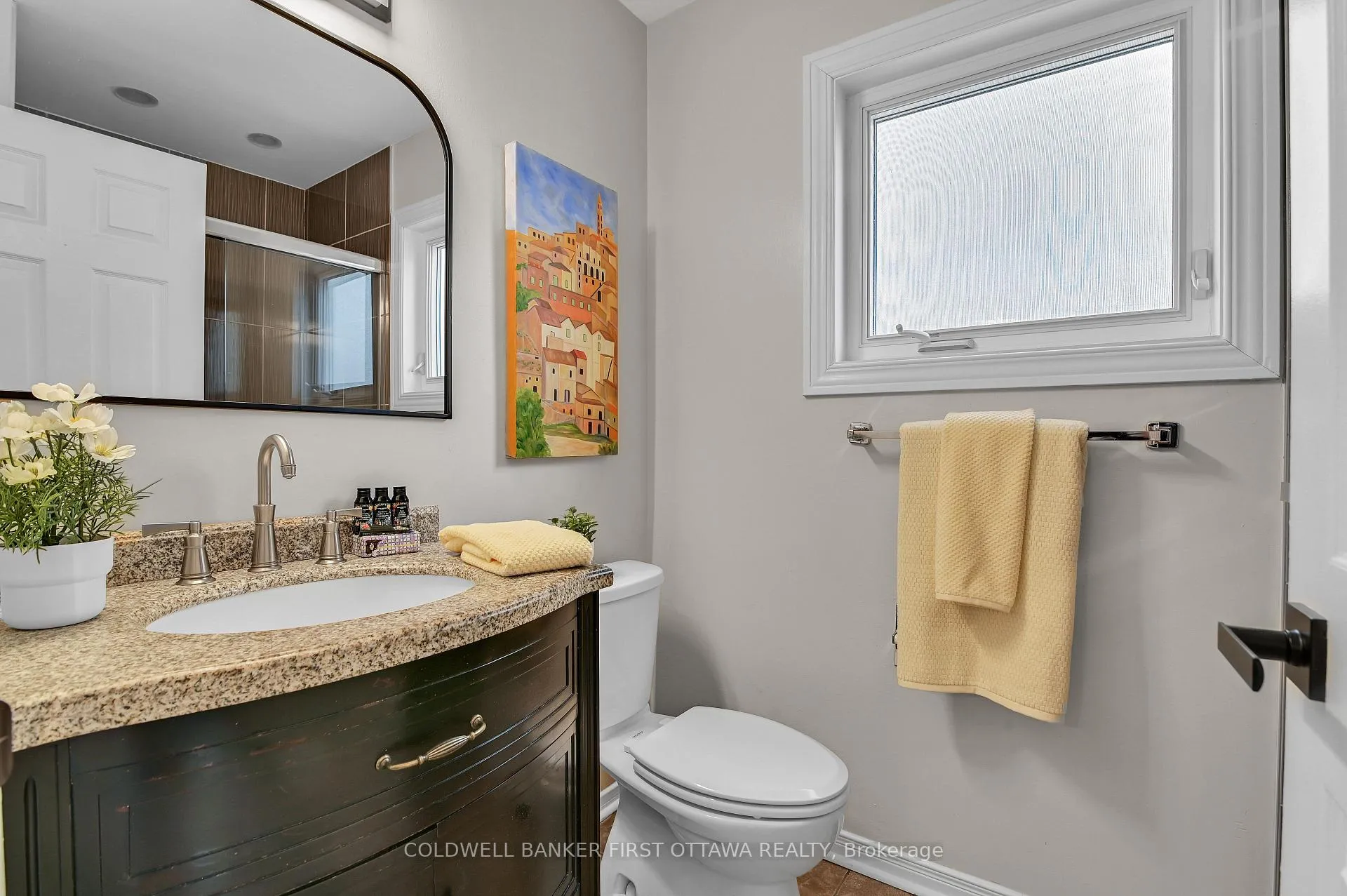 Photo 16 of 77 Topley Crescent W, Ottawa, Hunt Club Park — HOMEH