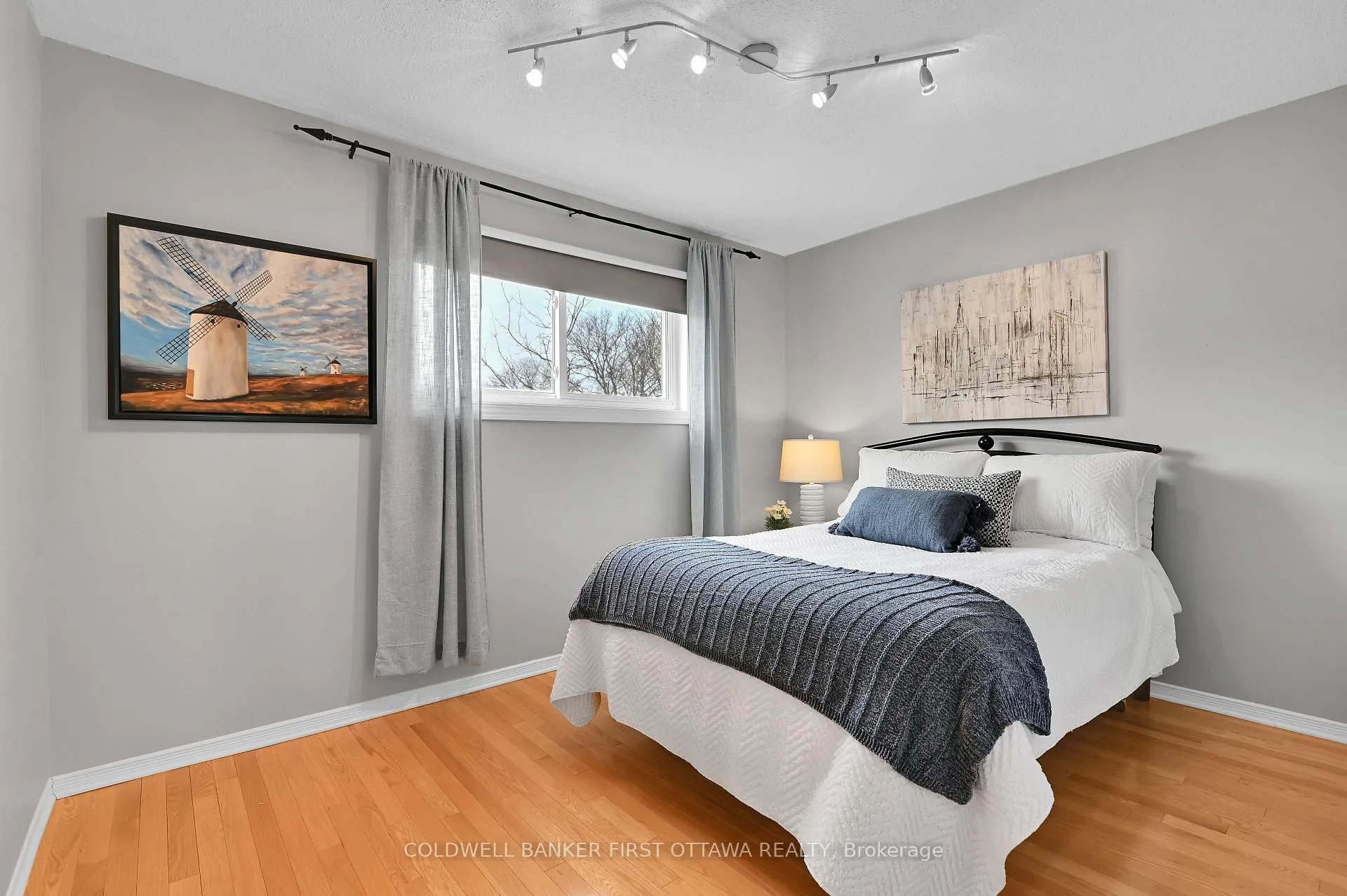 Photo 23 of 77 Topley Crescent W, Ottawa, Hunt Club Park — HOMEH