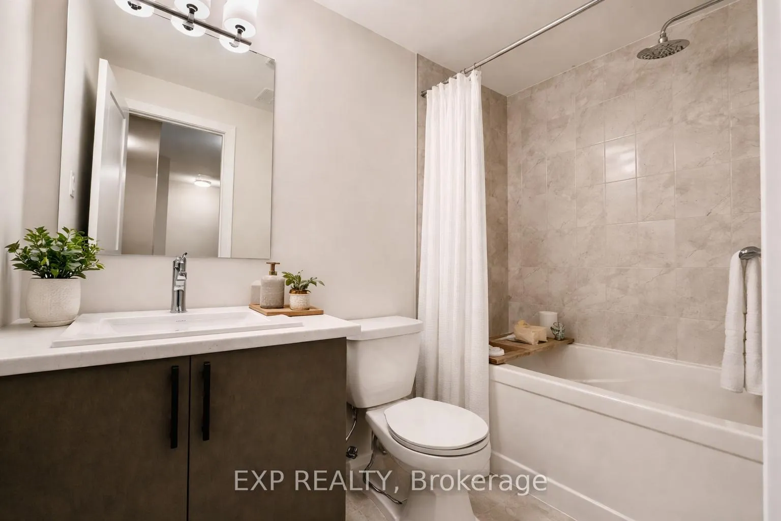 Photo 21 of 215 Speckled Alder Row, Ottawa, Barrhaven - Half Moon Bay — HOMEH