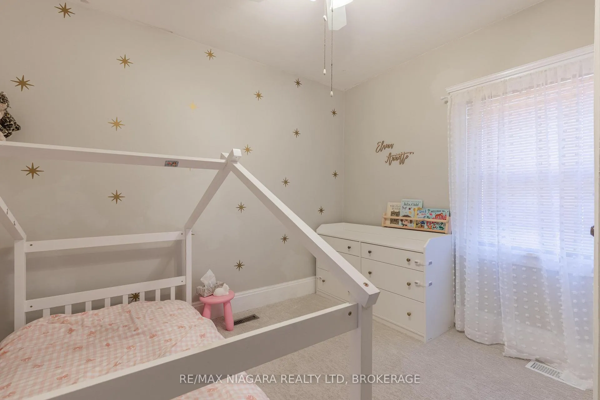Photo 16 of 19 Linden Street, St. Catharines, Downtown — HOMEH