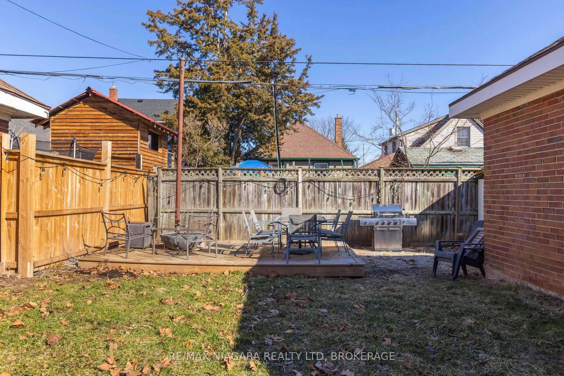 Photo 21 of 19 Linden Street, St. Catharines, Downtown — HOMEH