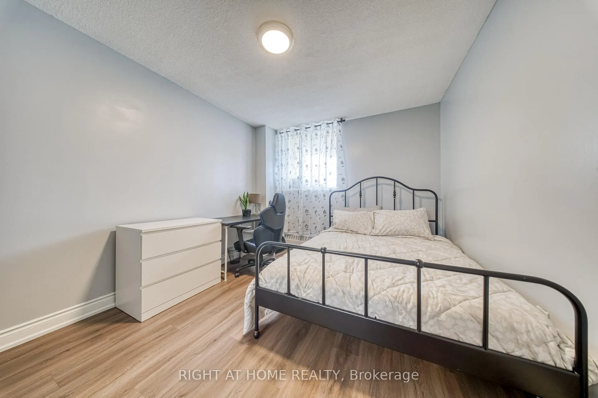 Photo 22 of Unit 2014, 320 Dixon Road, Etobicoke, Kingsview Village-The Westway — HOMEH
