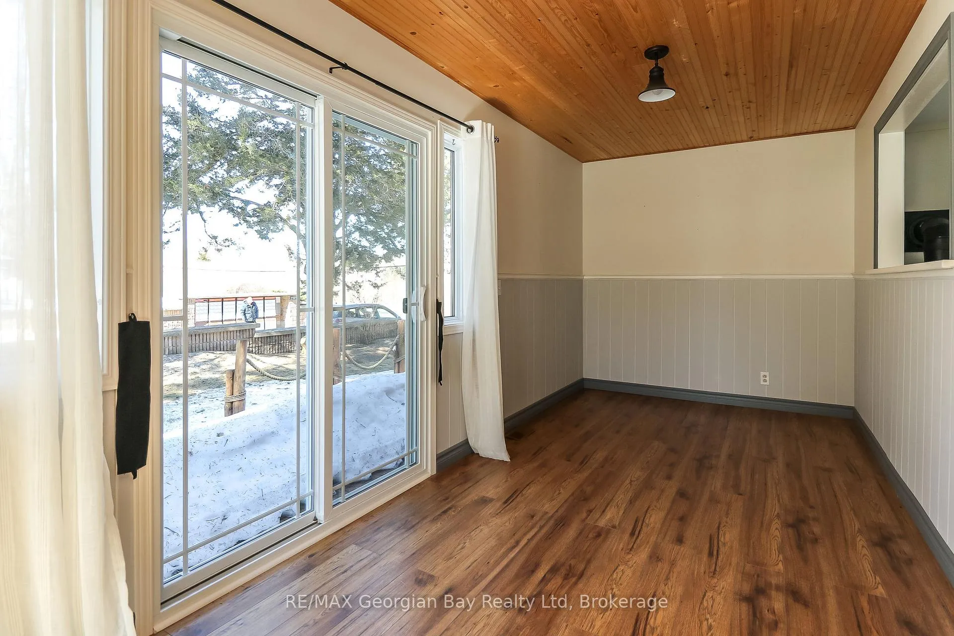 Photo 15 of Unit 63, 525 Midland Point Road, Midland — HOMEH