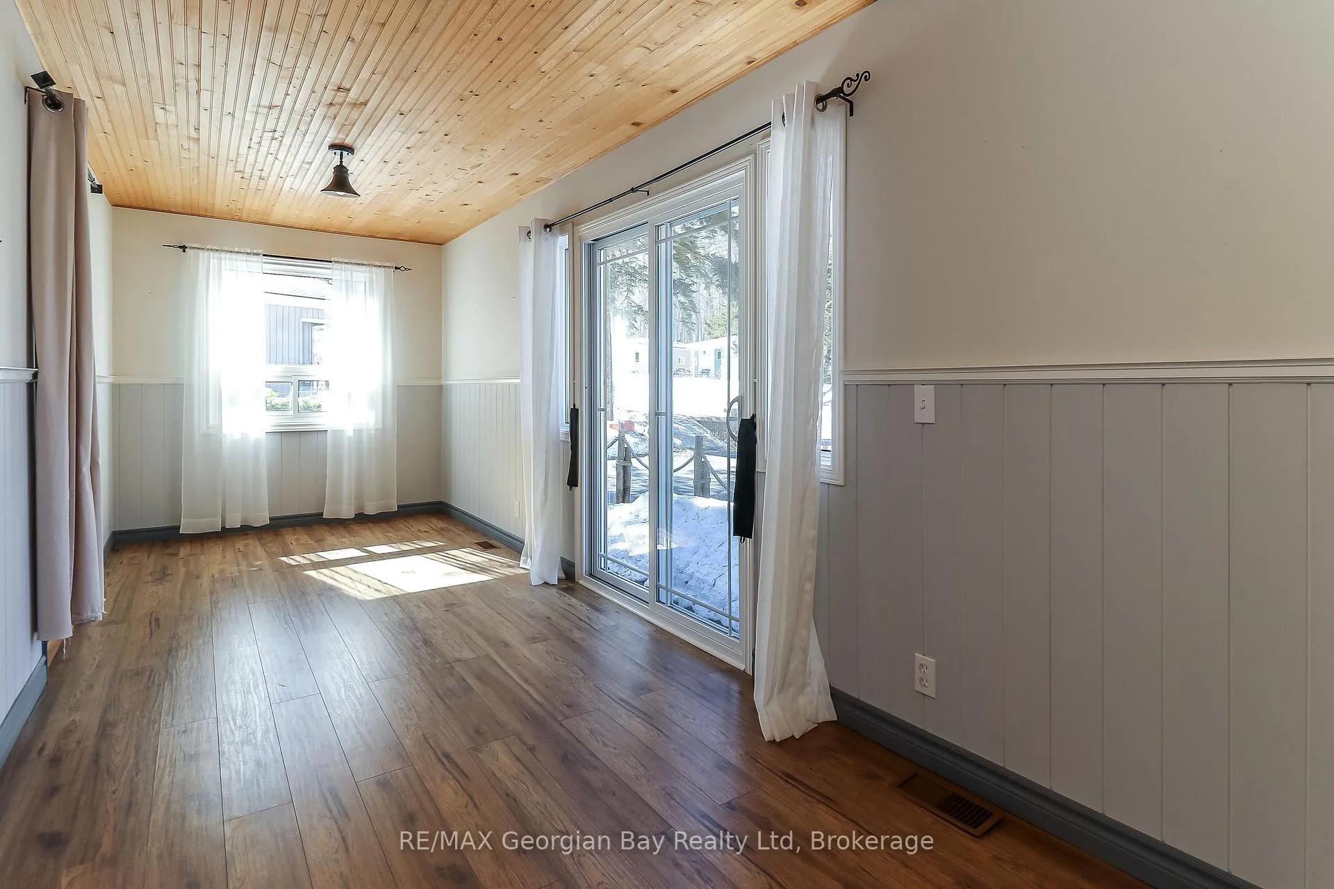 Photo 16 of Unit 63, 525 Midland Point Road, Midland — HOMEH