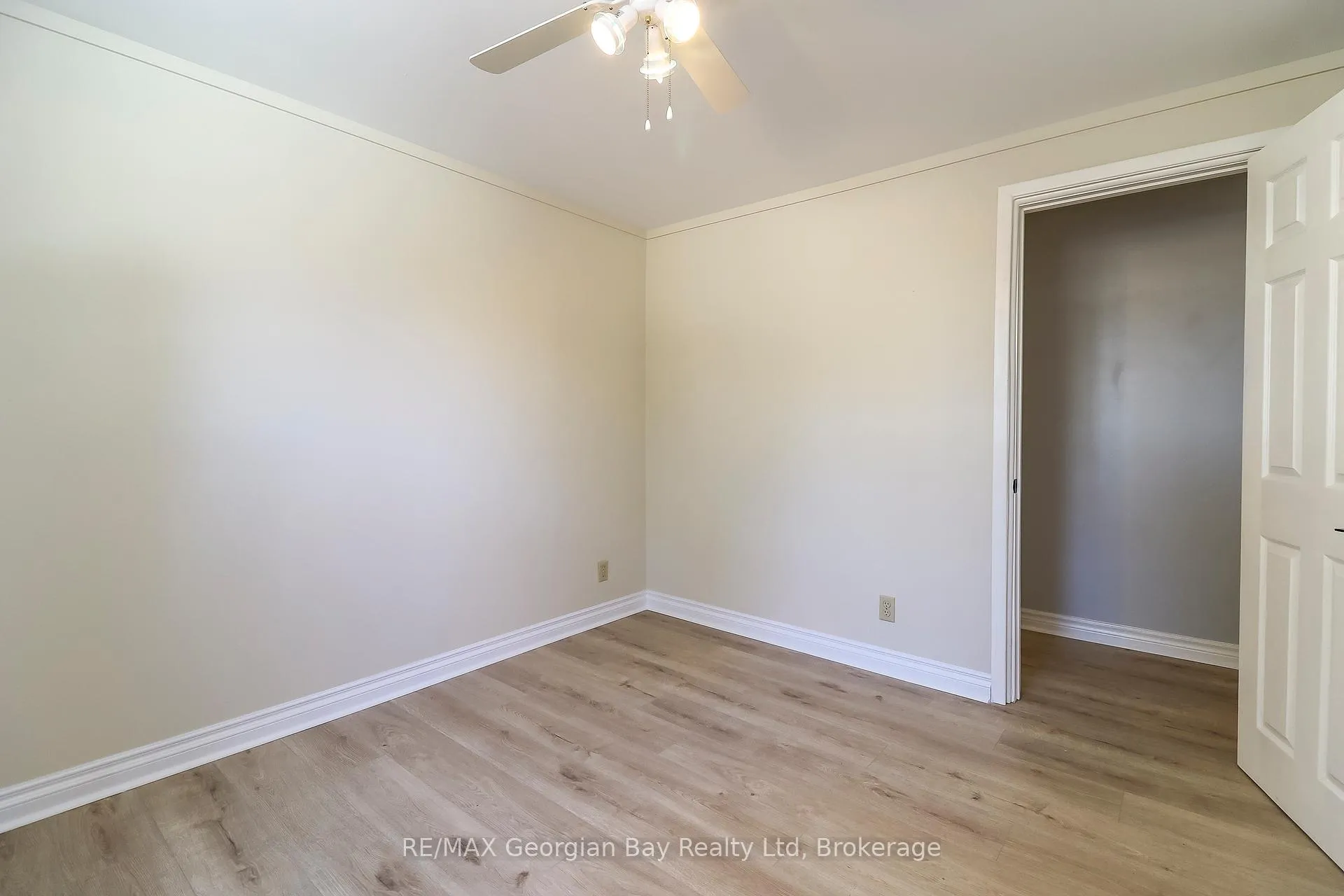 Photo 20 of Unit 63, 525 Midland Point Road, Midland — HOMEH