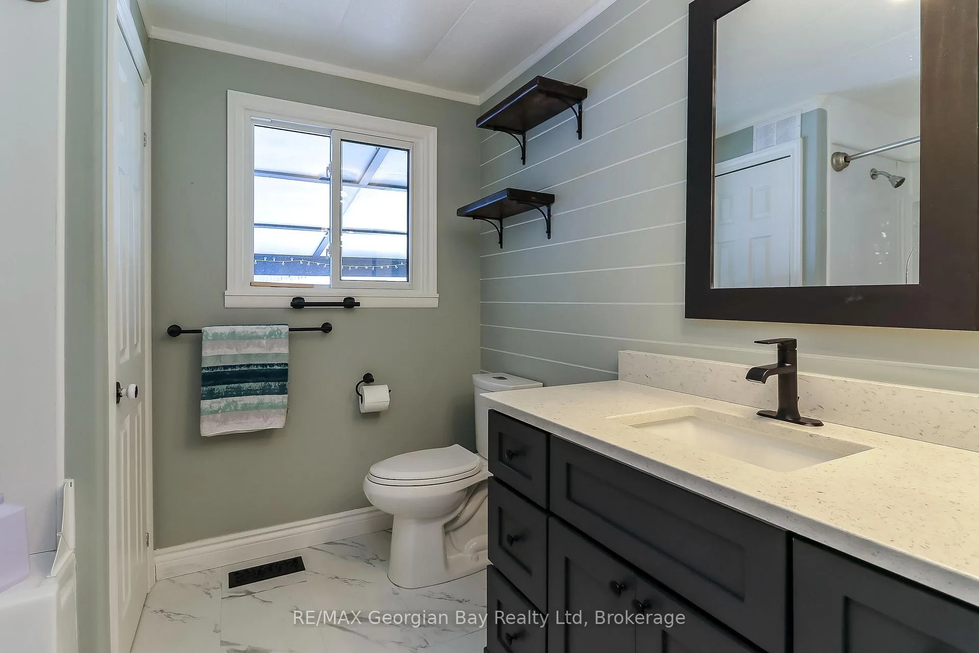 Photo 21 of Unit 63, 525 Midland Point Road, Midland — HOMEH