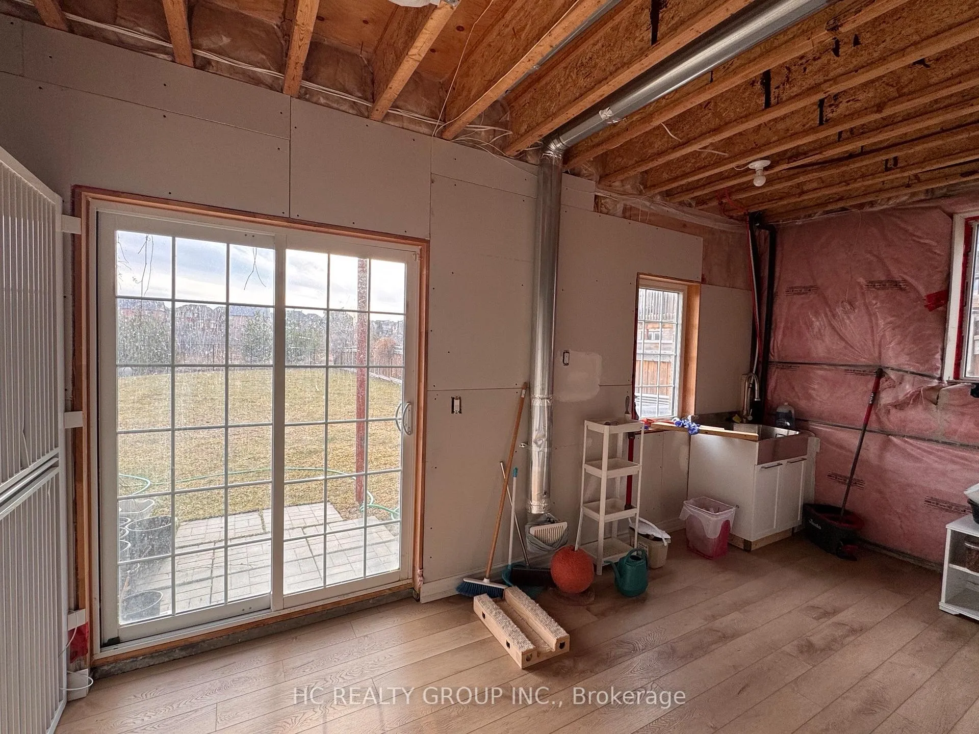 Photo 20 of 8 Crane Street, Aurora, Rural Aurora — HOMEH