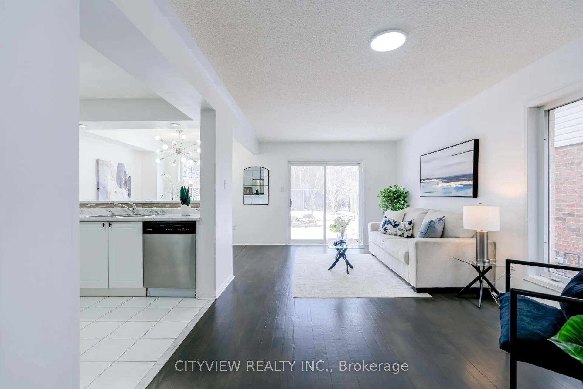 Photo 3 of 634 Amaretto Avenue, Pickering, Amberlea — HOMEH