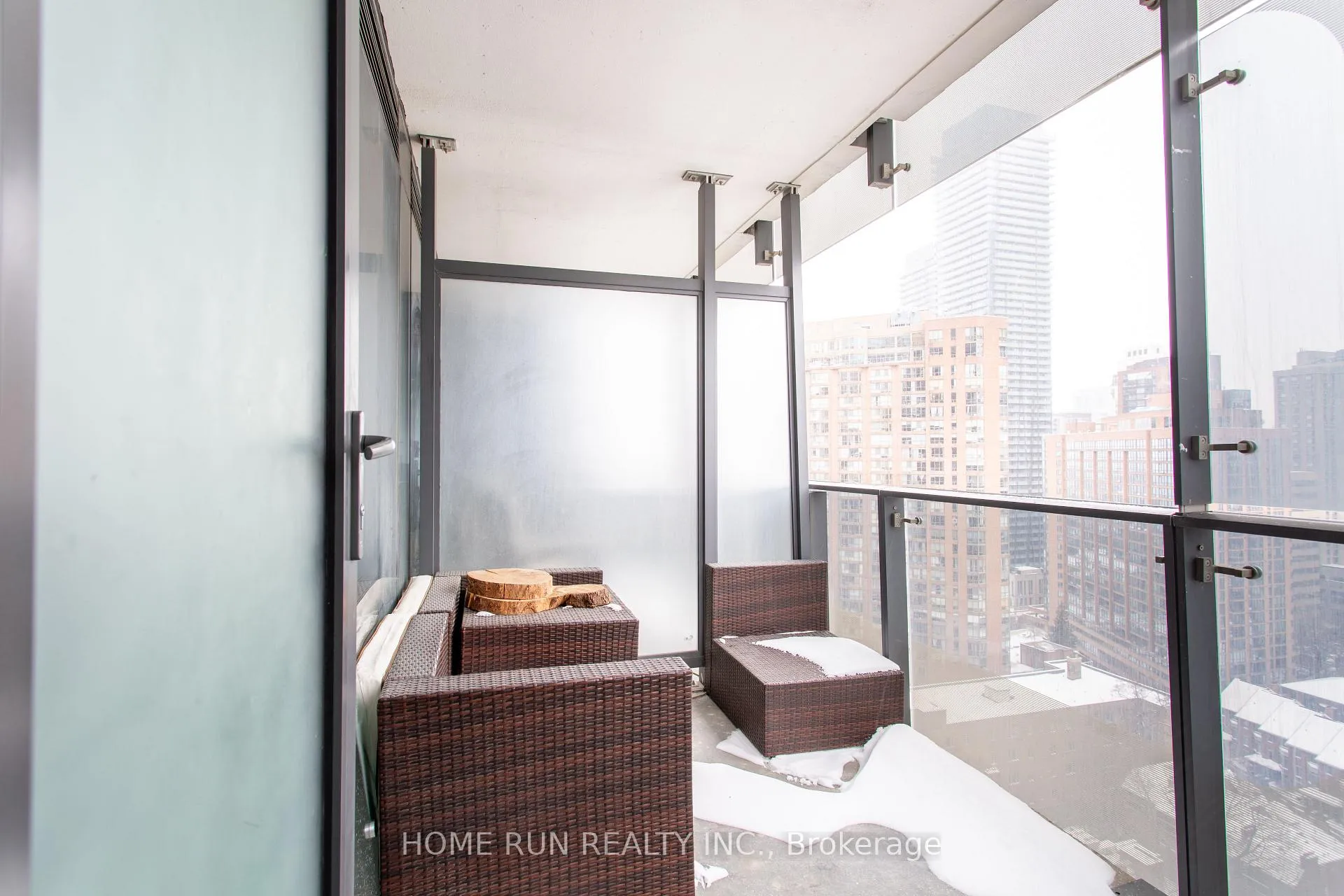 Photo 14 of Unit 9, 5 St. Joseph Street, Toronto, Bay Street Corridor — HOMEH