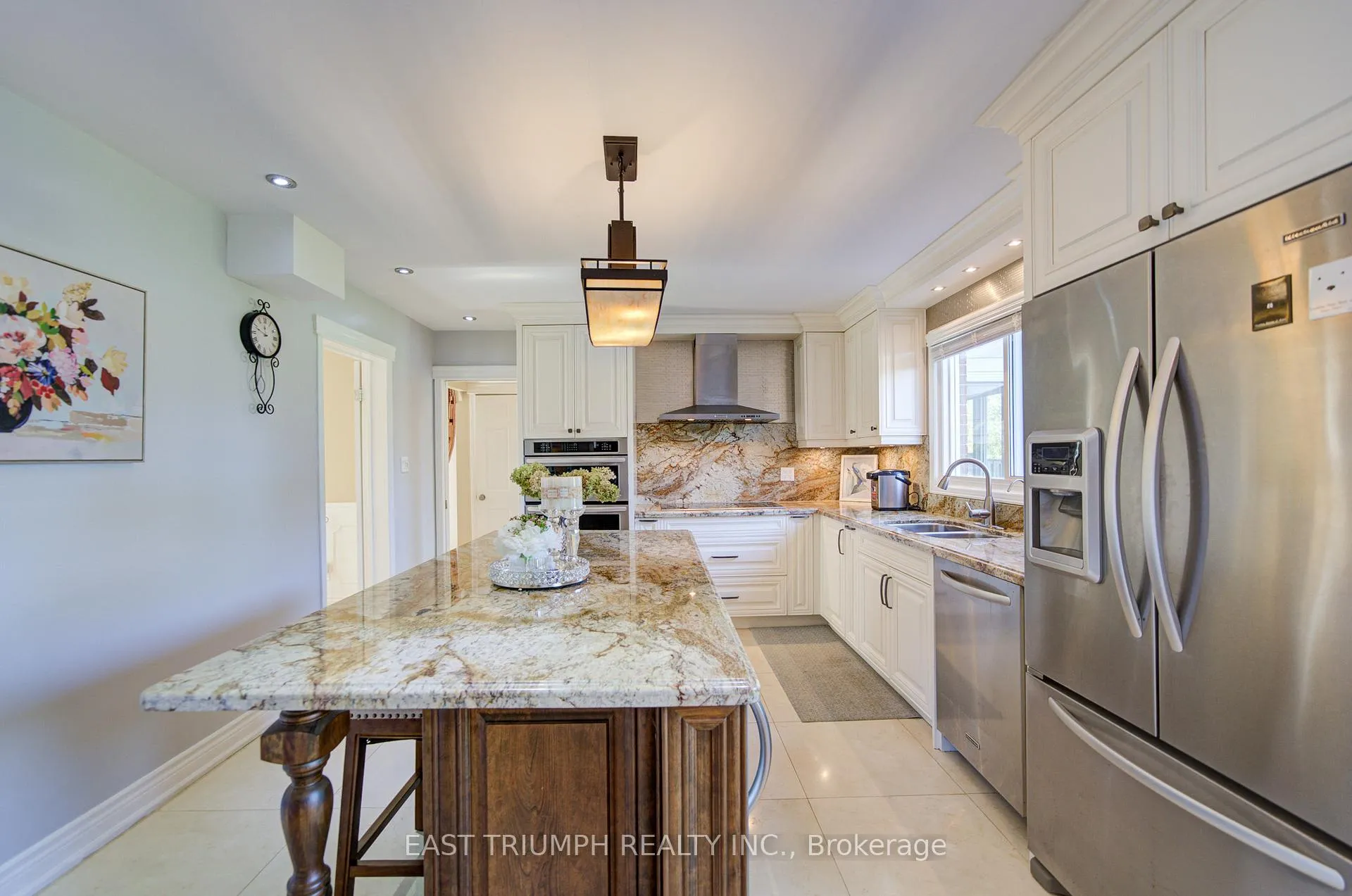 Photo 8 of 39 Royal York Road, St. Catharines, Lakeshore — HOMEH