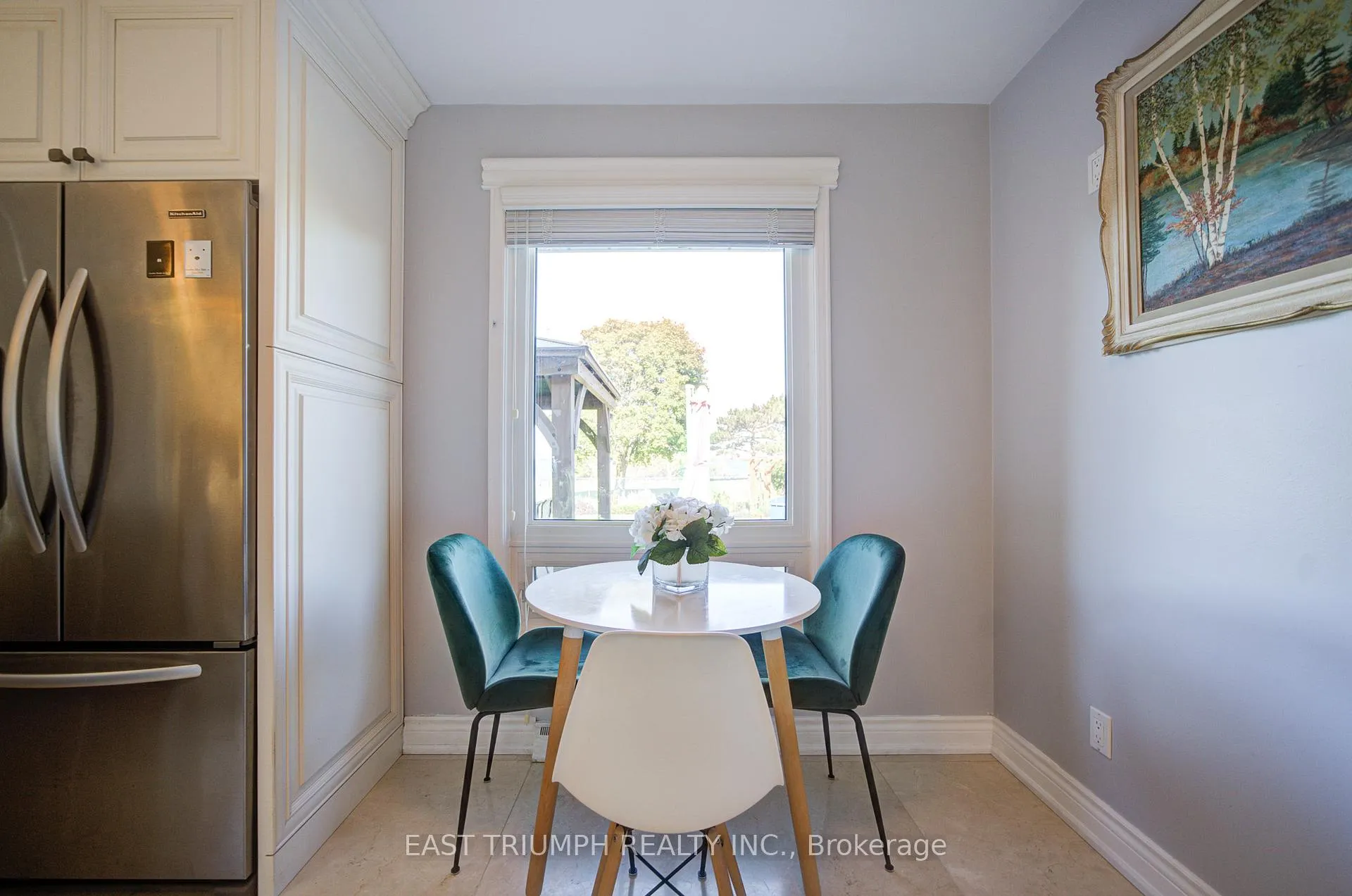 Photo 10 of 39 Royal York Road, St. Catharines, Lakeshore — HOMEH